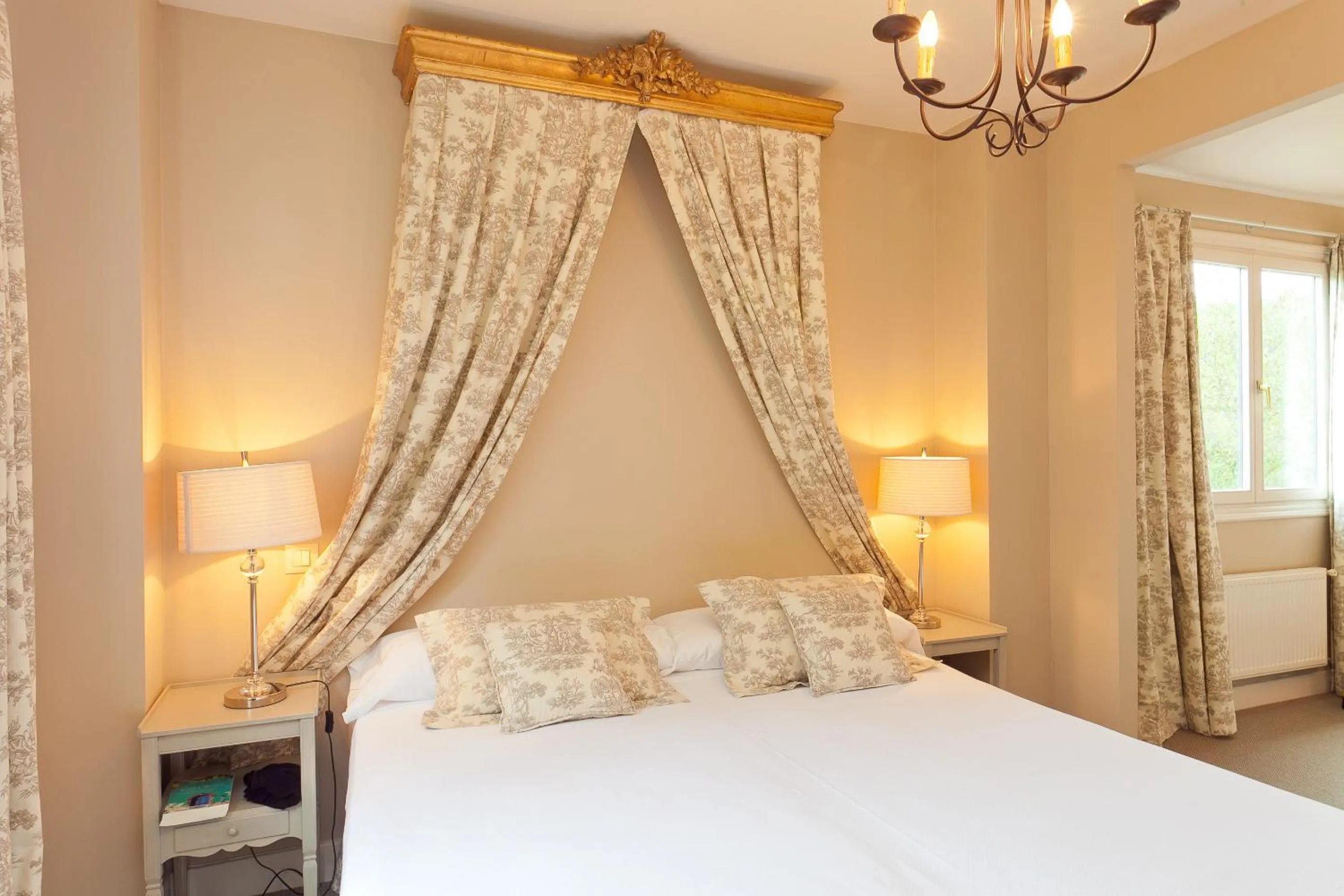 Bed in Hotel Zubieta