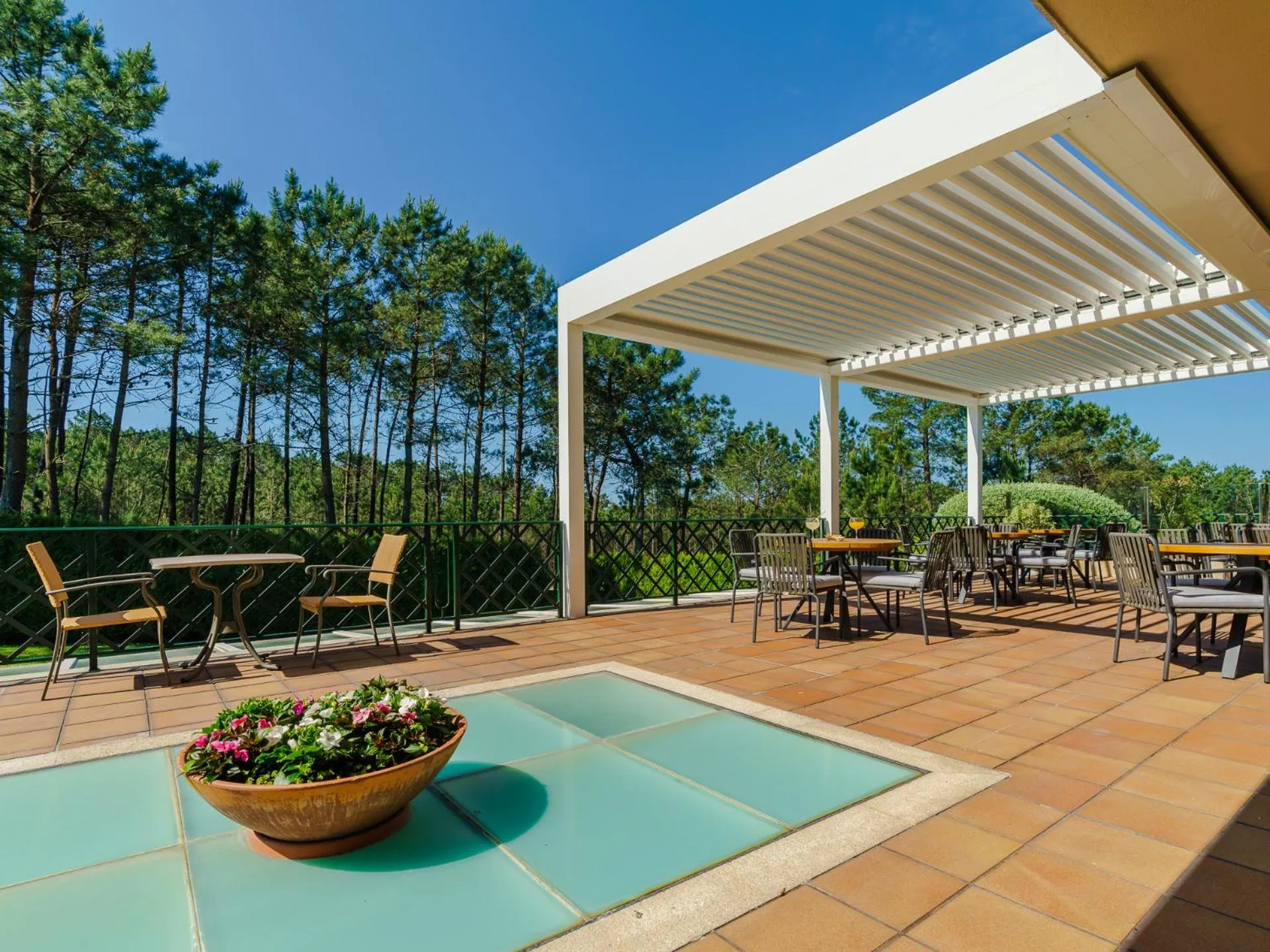 Property building in Hotel Spa Atlántico San Vicente do Mar