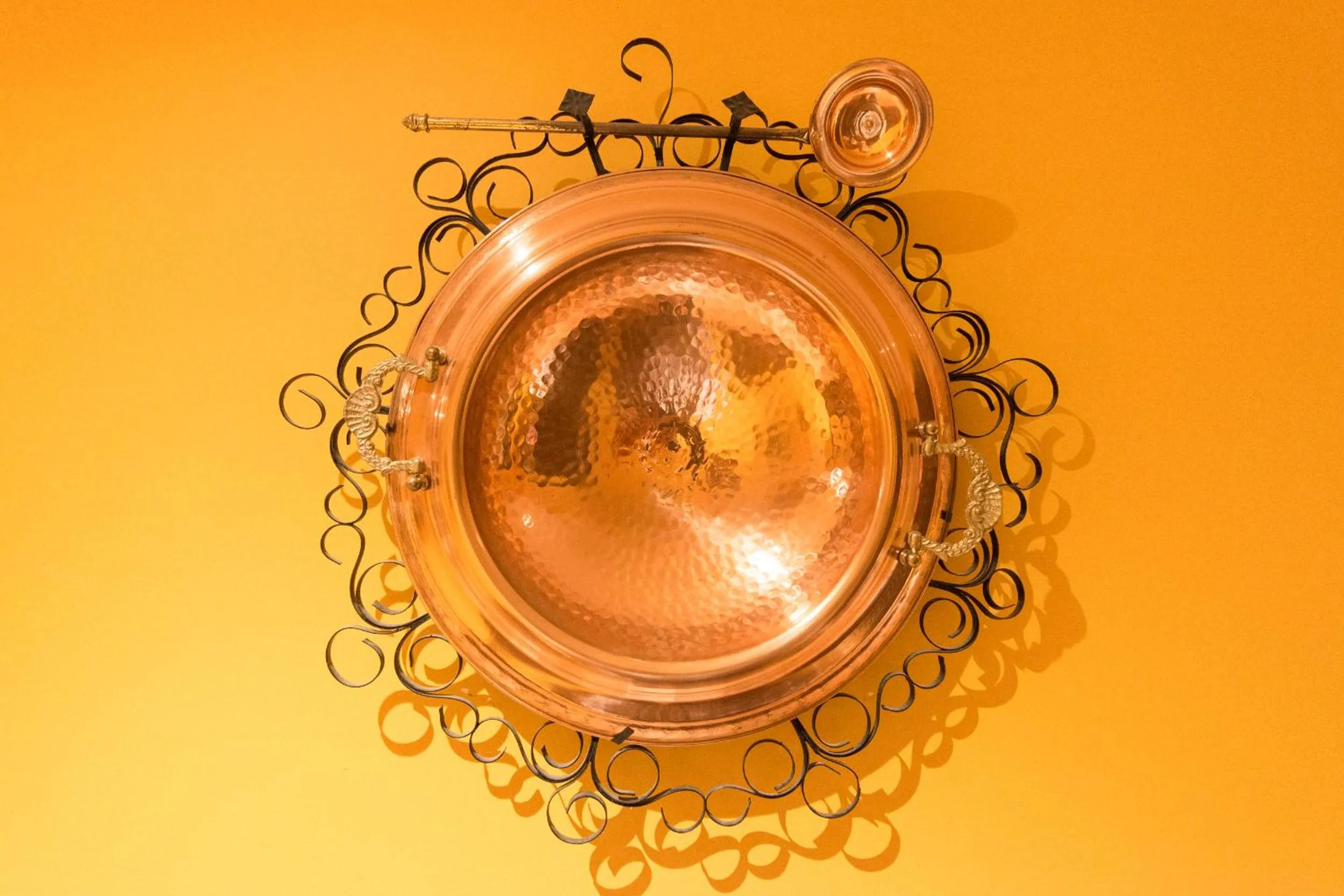 Decorative detail in Hostal El Escudo de Mijas