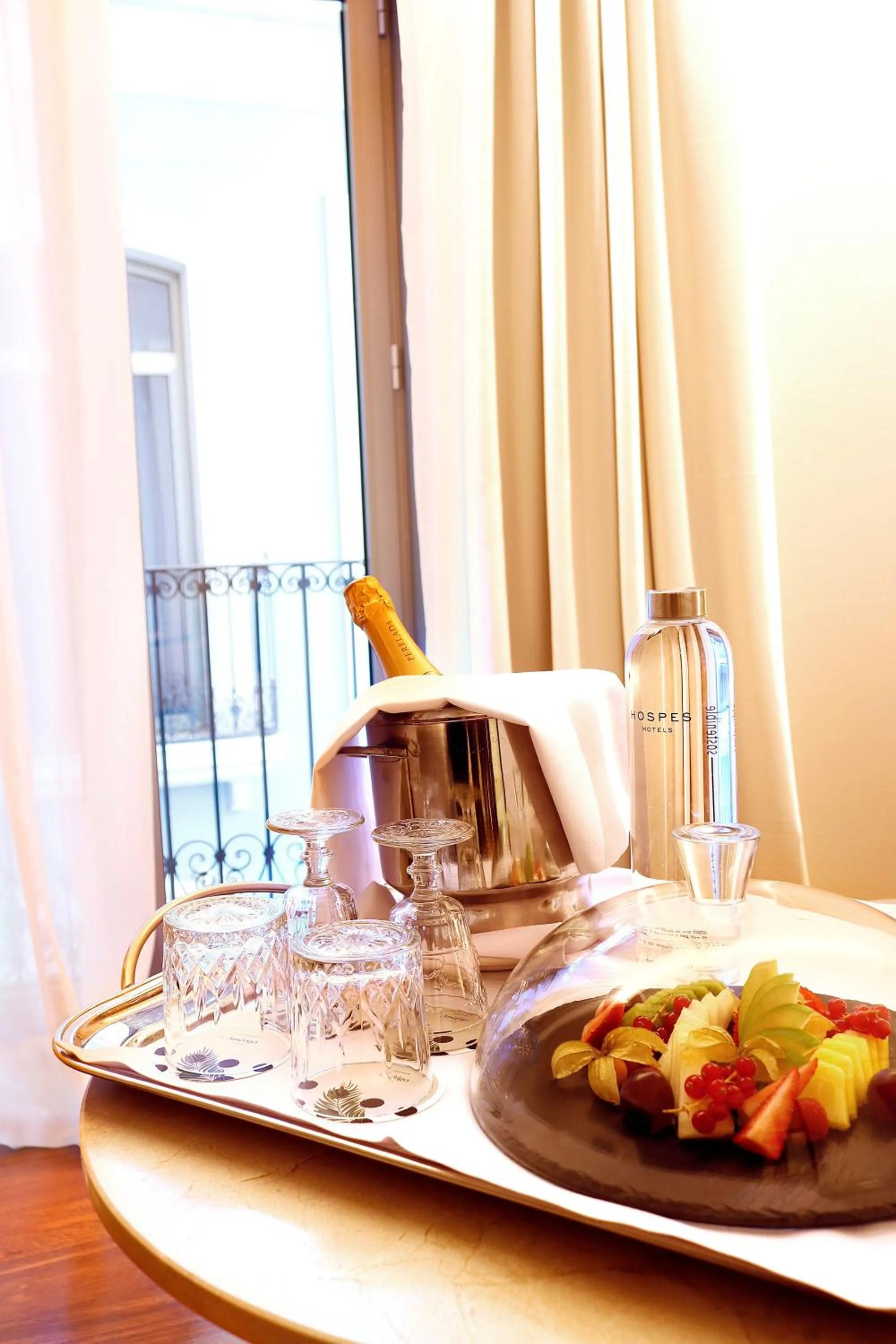 Food and drinks in Hospes Amérigo, Alicante, a Member of Design Hotels