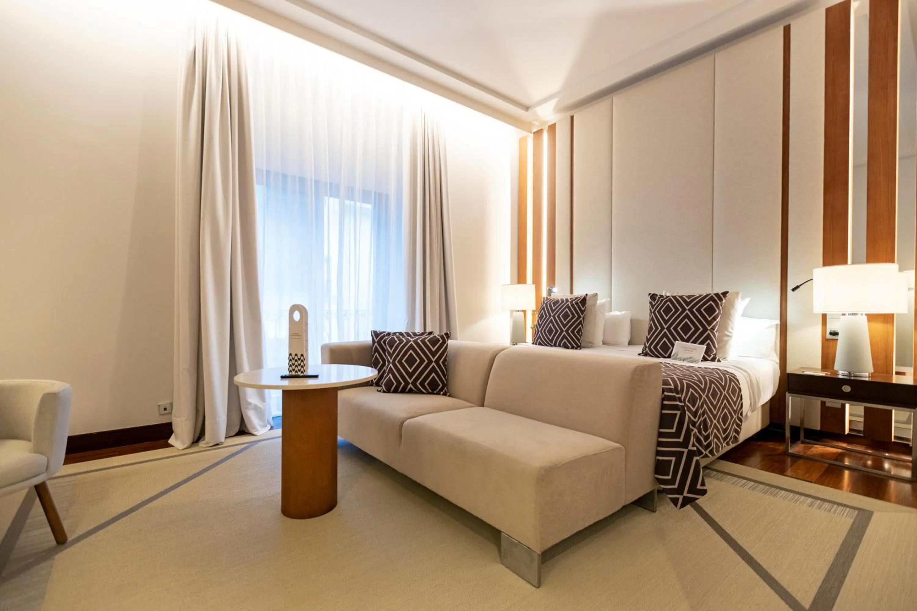 Bed in Hospes Amérigo, Alicante, a Member of Design Hotels