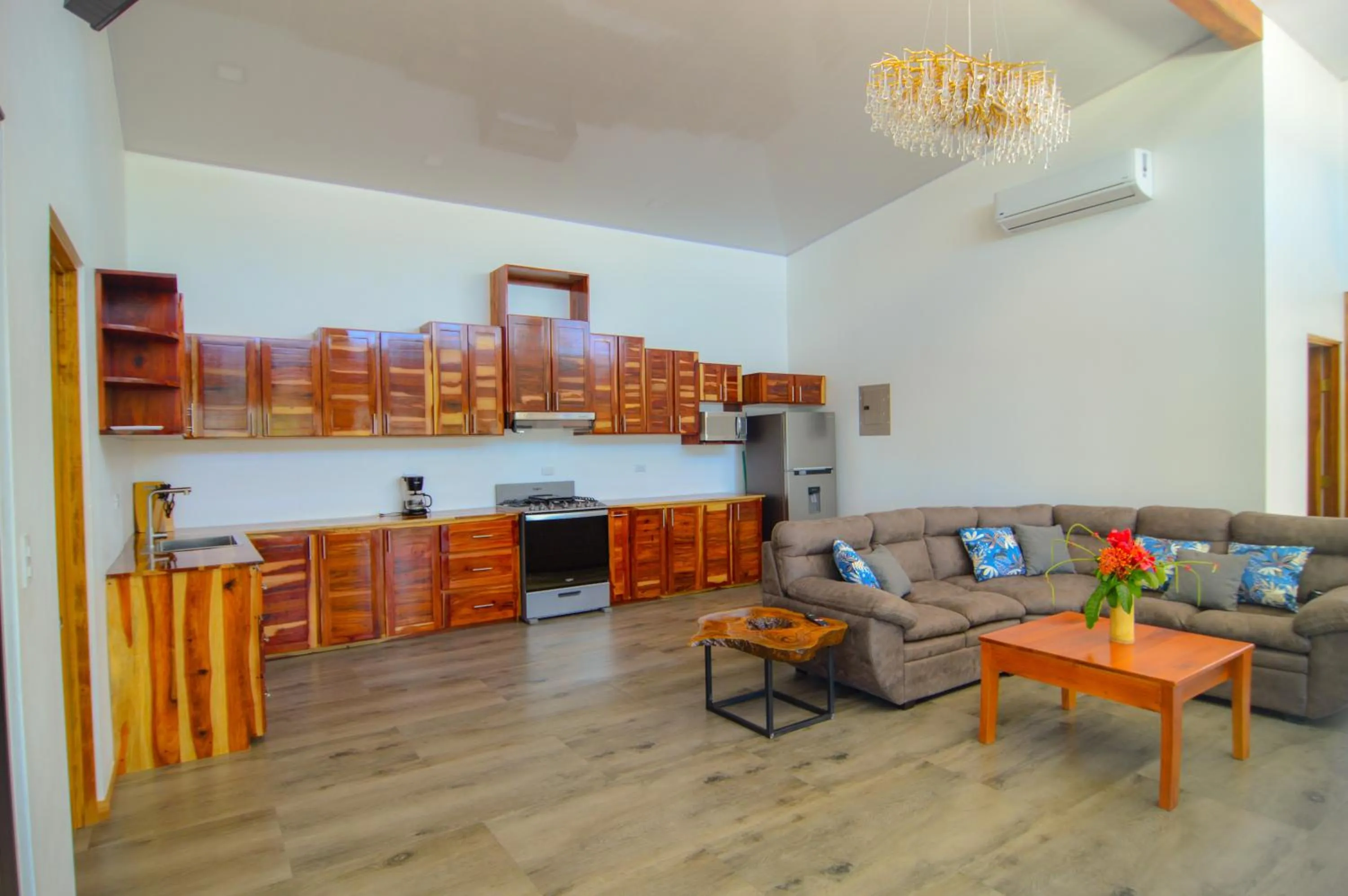 Canavida Villas & Resort