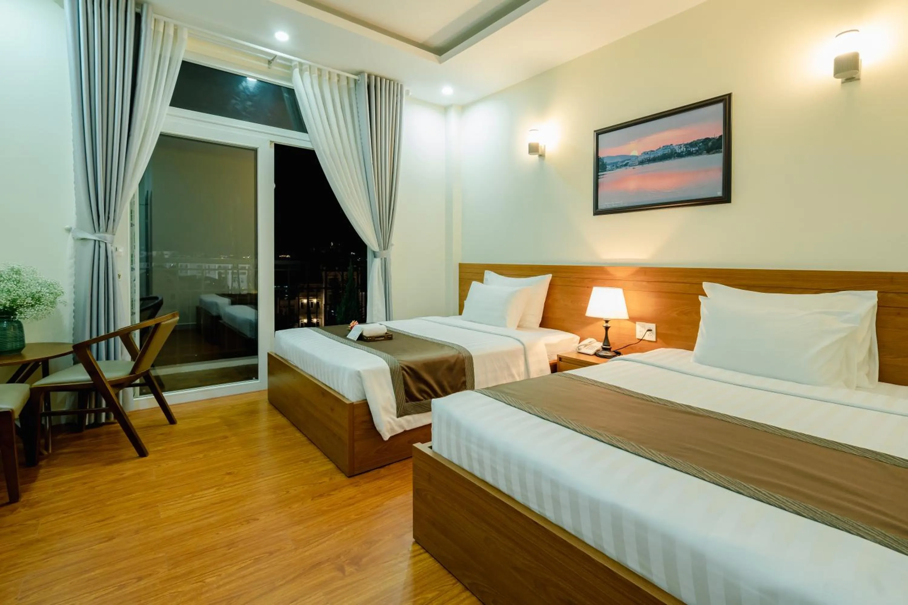 Photo of the whole room, Bed in Bombo DaLat Hotel