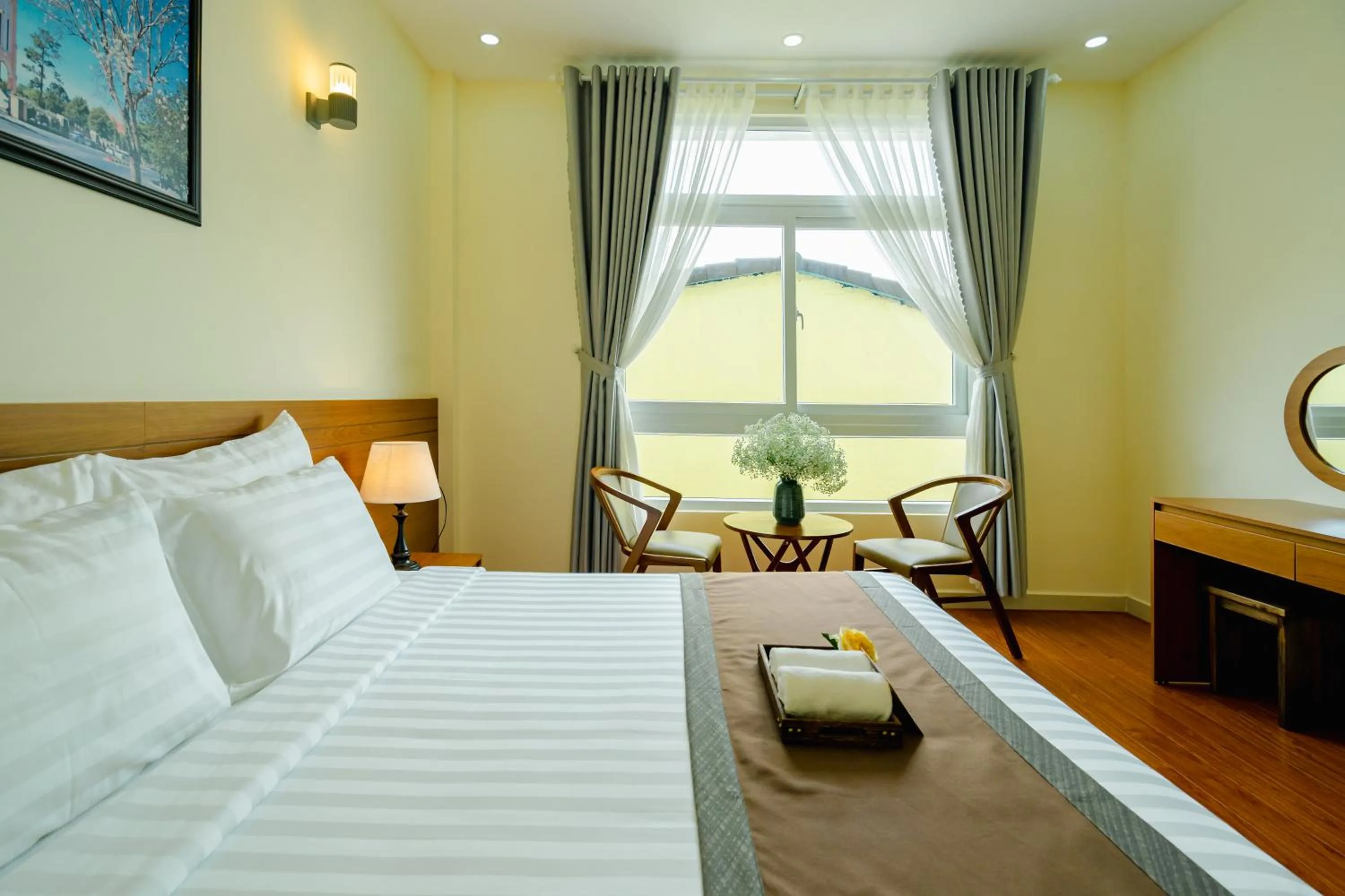 Photo of the whole room, Bed in Bombo DaLat Hotel