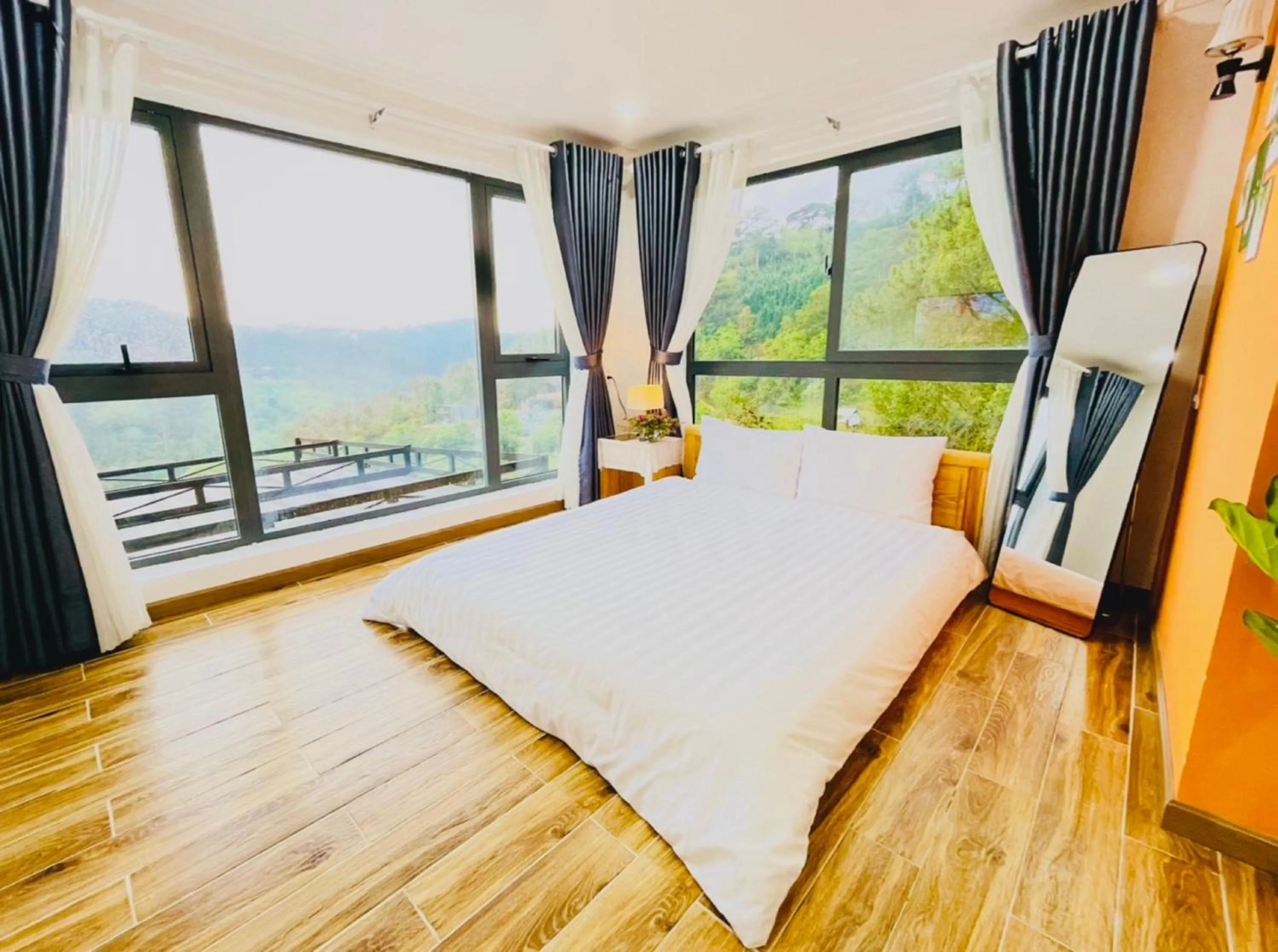 Photo of the whole room, Bed in Pine Forest House Dalat