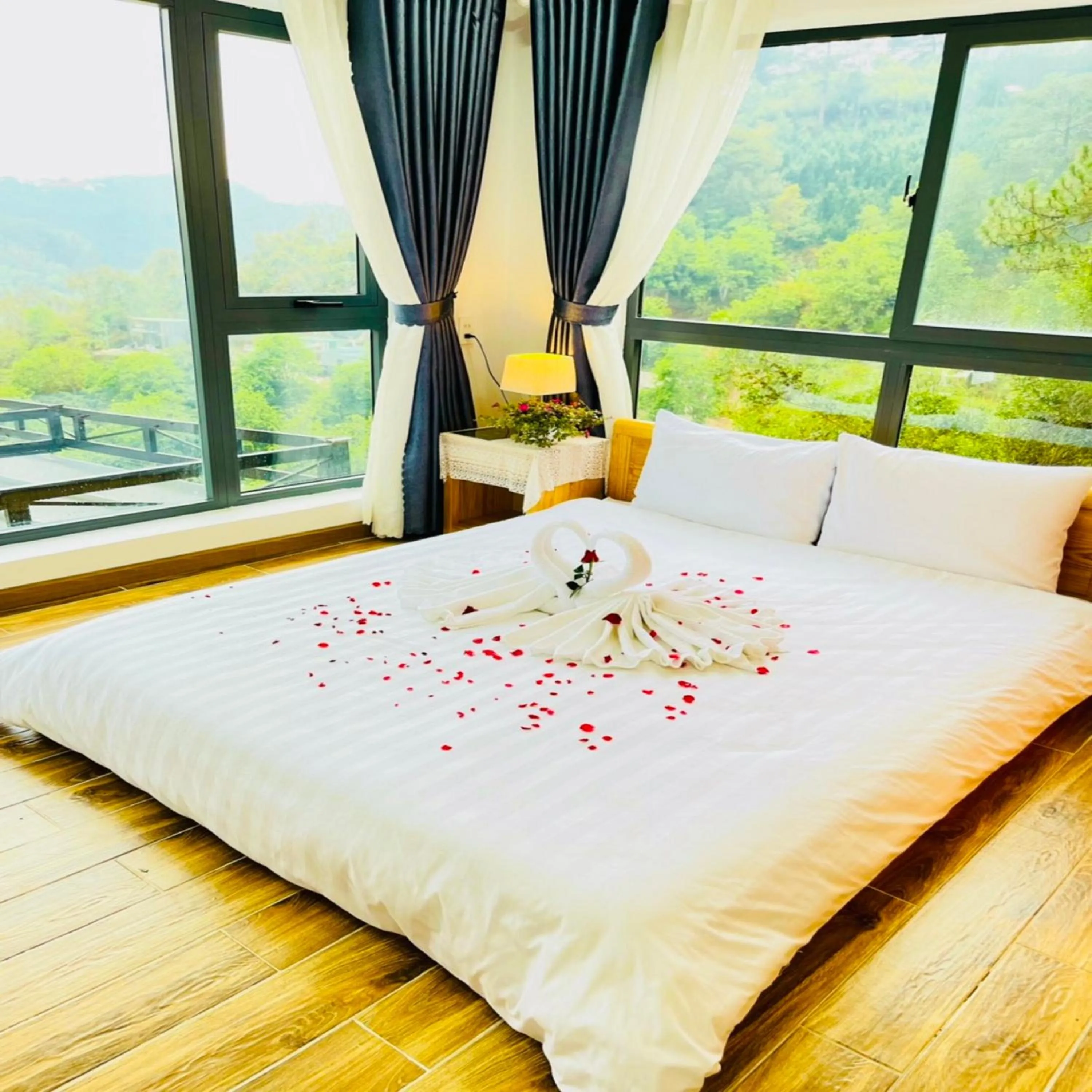Bed in Pine Forest House Dalat