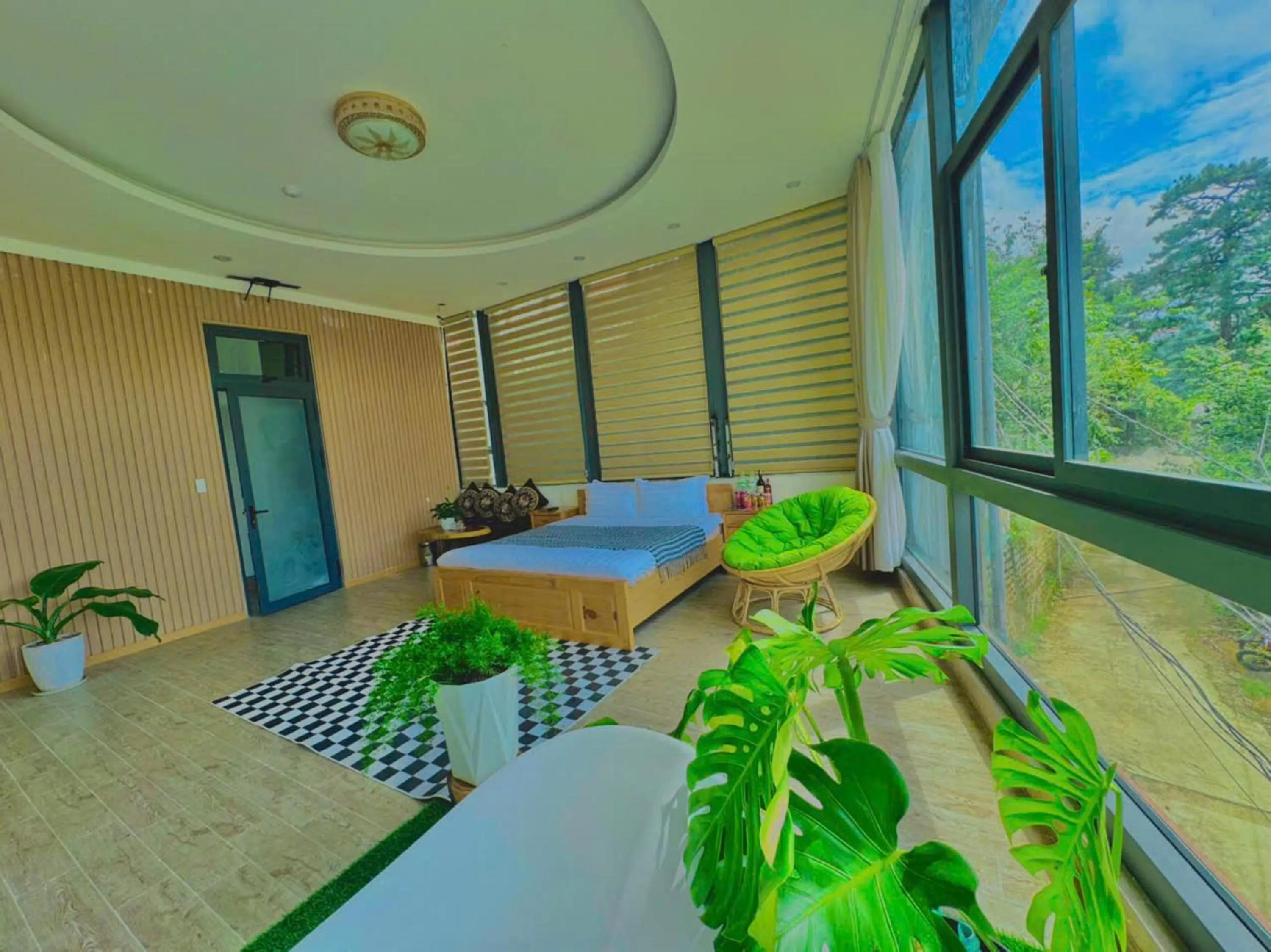Photo of the whole room in Pine Forest House Dalat