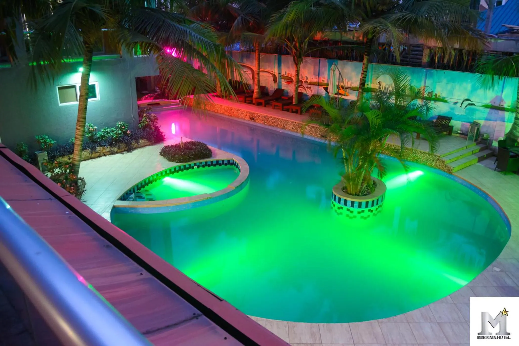 Swimming pool in Mendiata Hotel