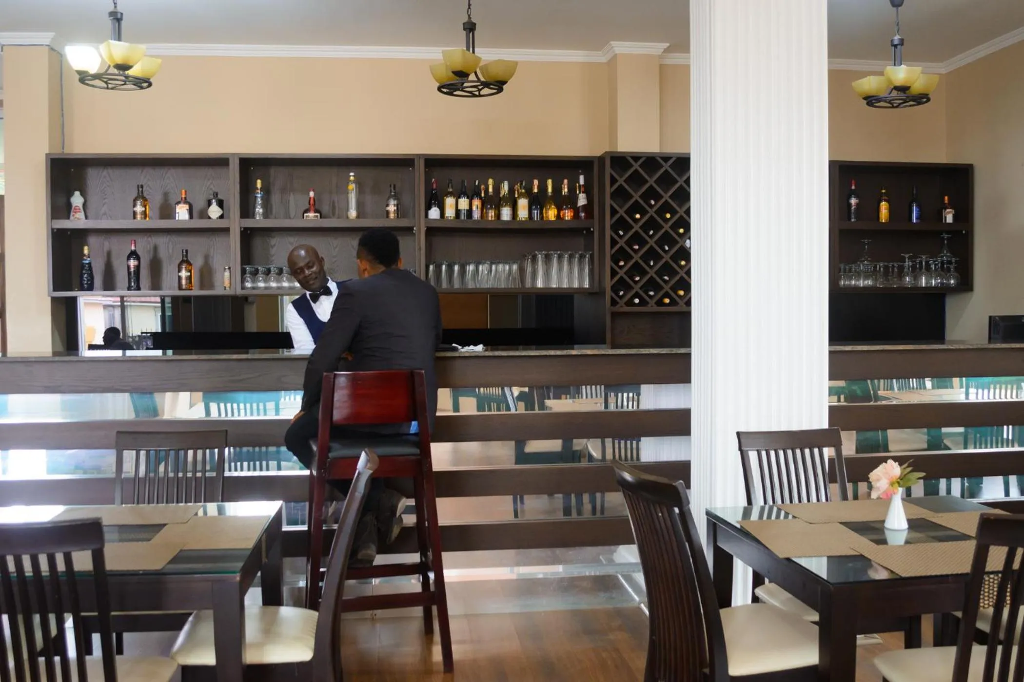 Lounge or bar in Mendiata Hotel