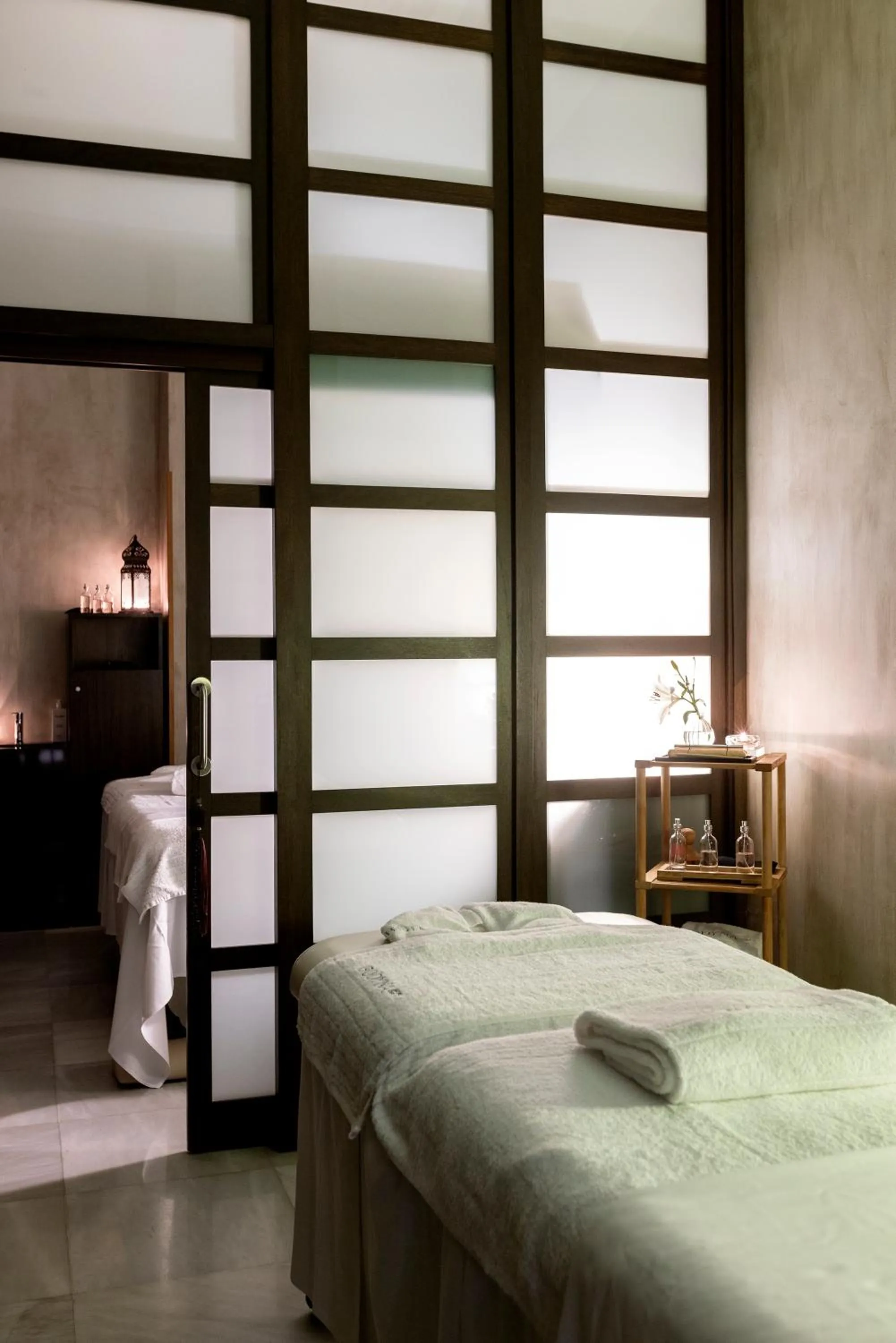Spa and wellness centre/facilities, Bed in Hospes Palacio del Bailio, a Member of Design Hotels
