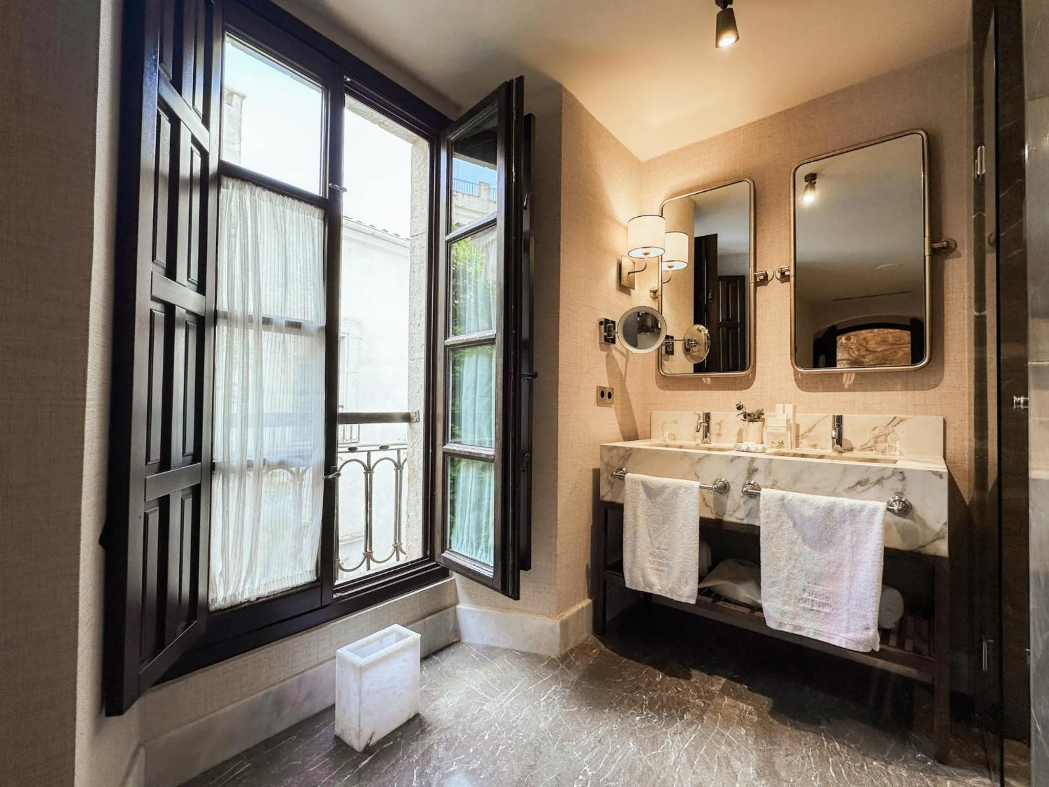 Bathroom in Hospes Palacio del Bailio, a Member of Design Hotels