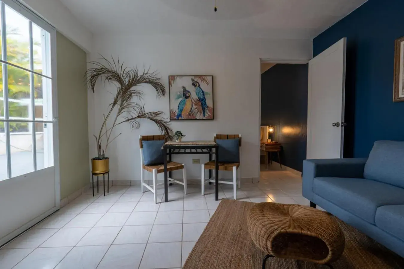 One-Bedroom Apartment in El Flamingo Beach Club One-Bedroom Apartment in El Flamingo Beach Club