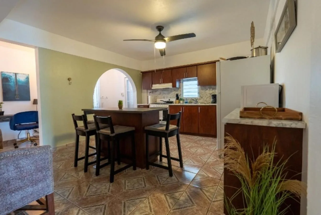 El Flamingo Beach Club