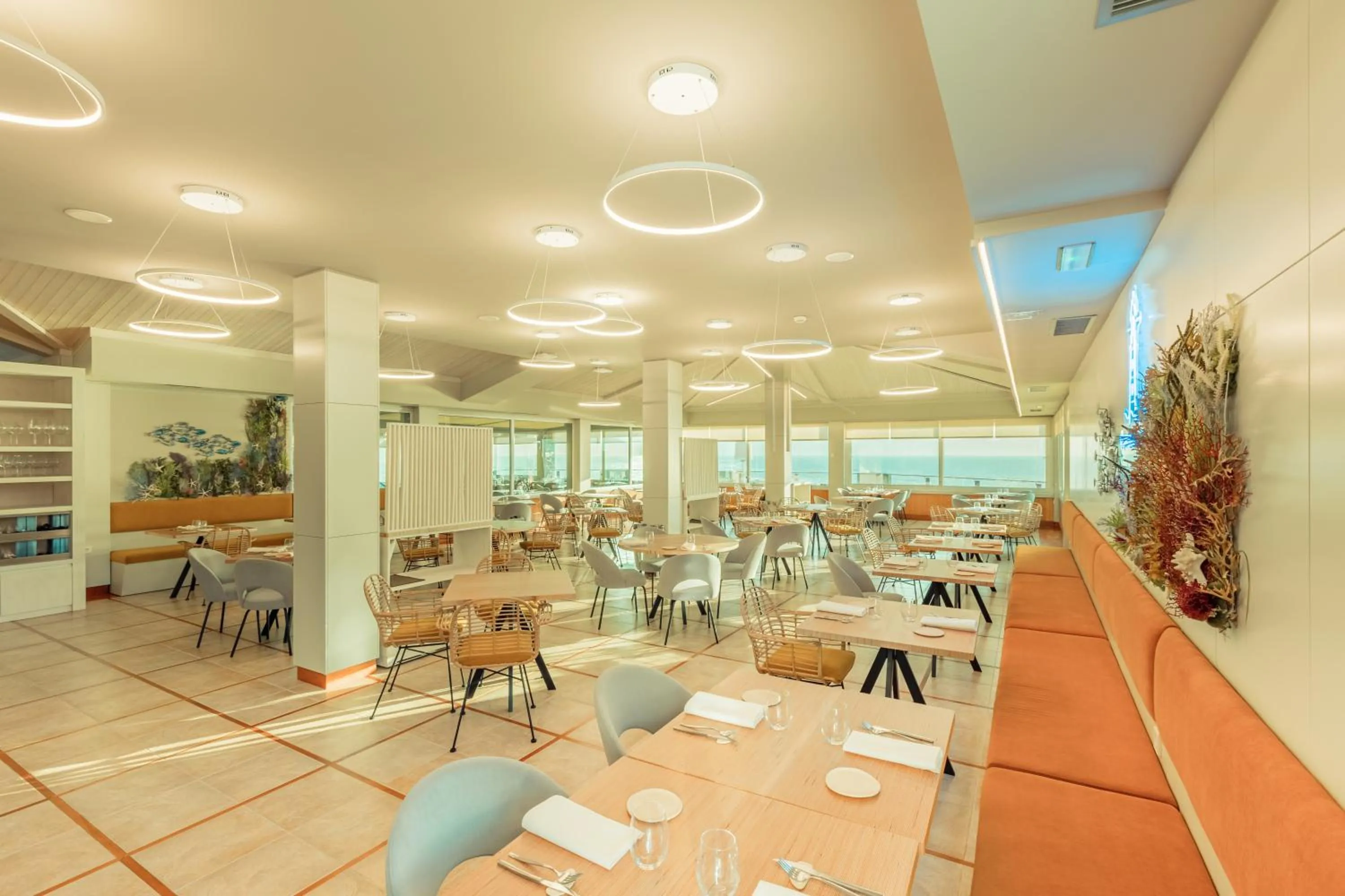 Restaurant/places to eat in Talaso Atlántico