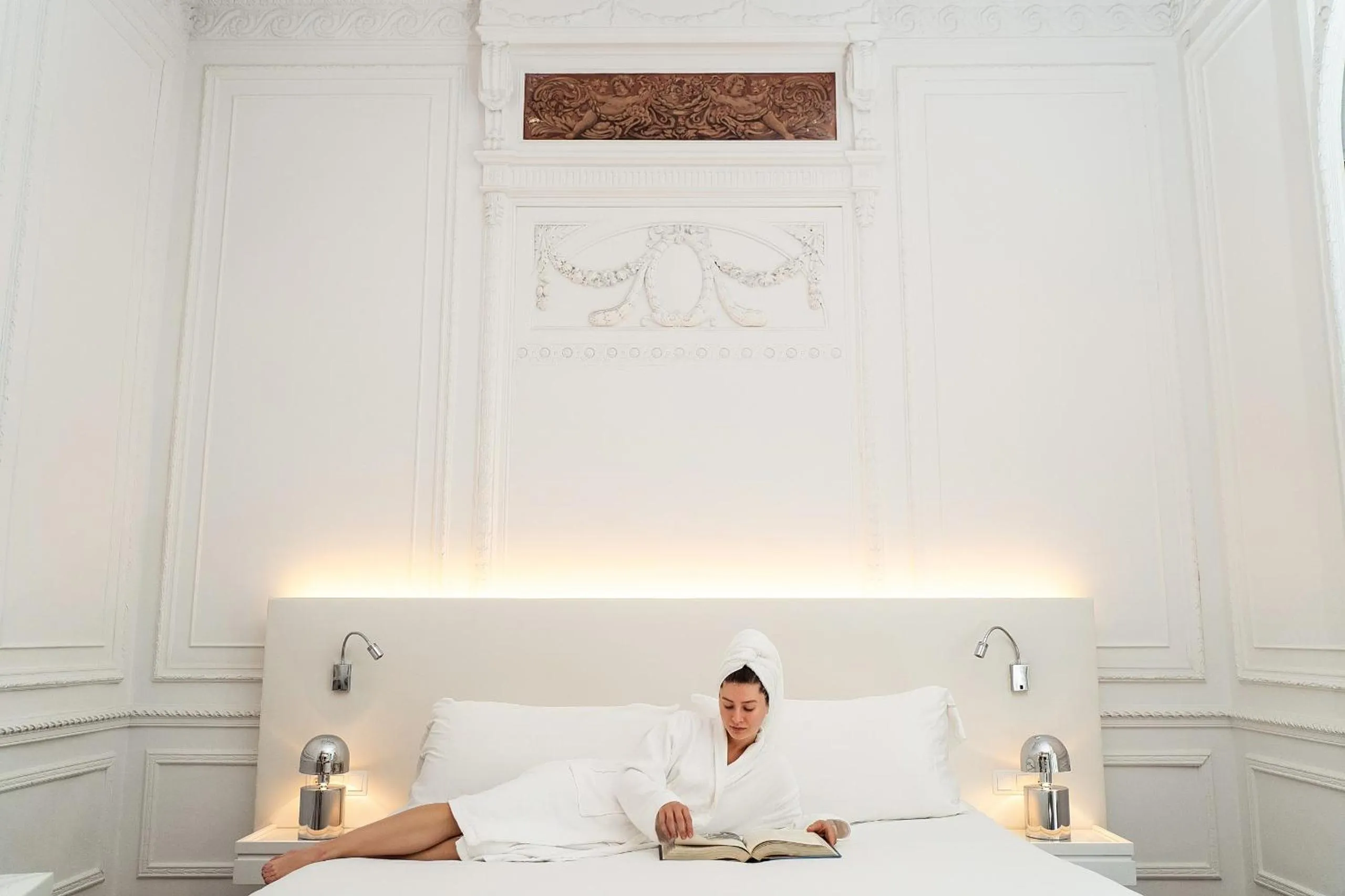 Decorative detail, Bed in Room Mate Carla, Barcelona