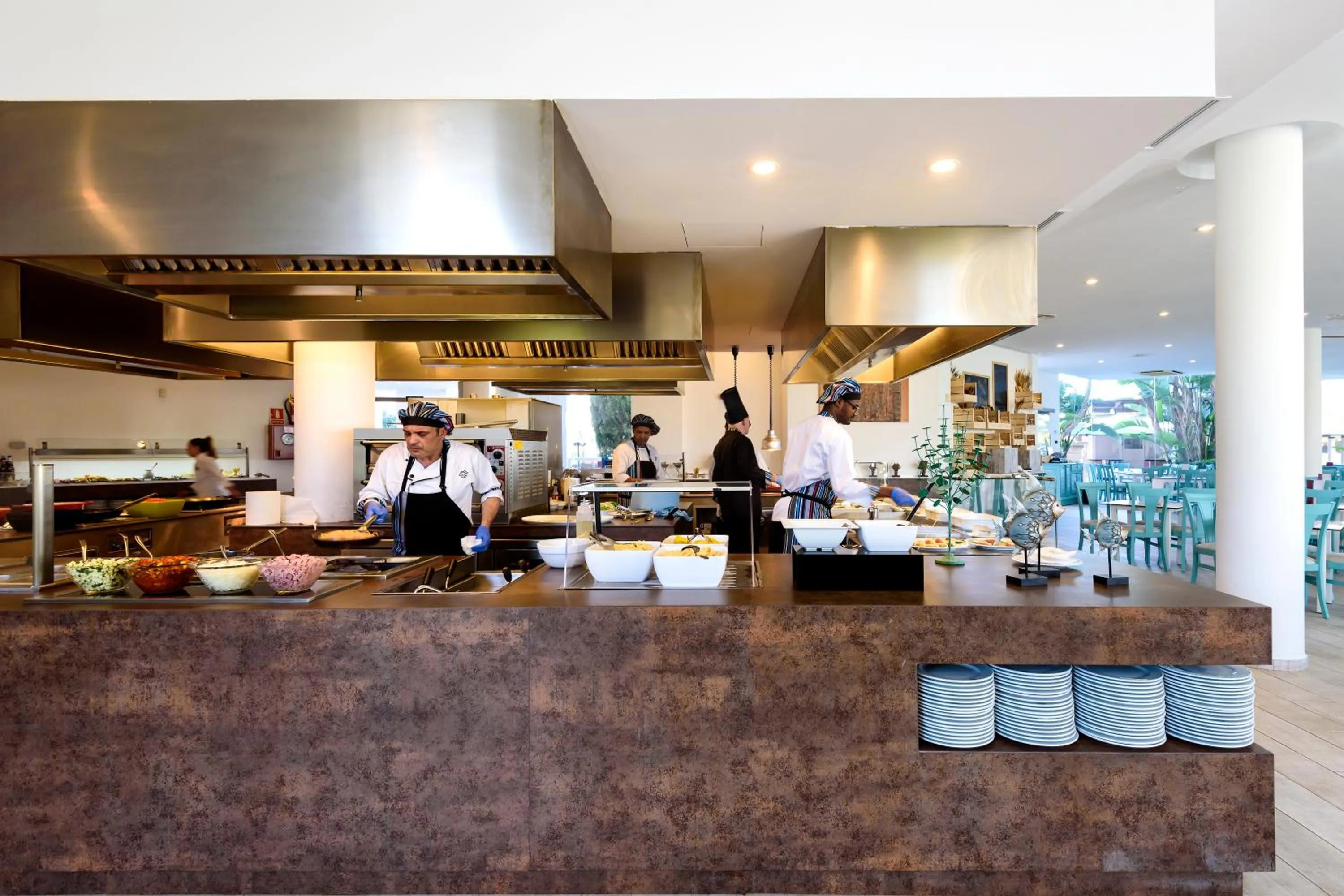 Restaurant/places to eat in Aparthotel Tropic Garden