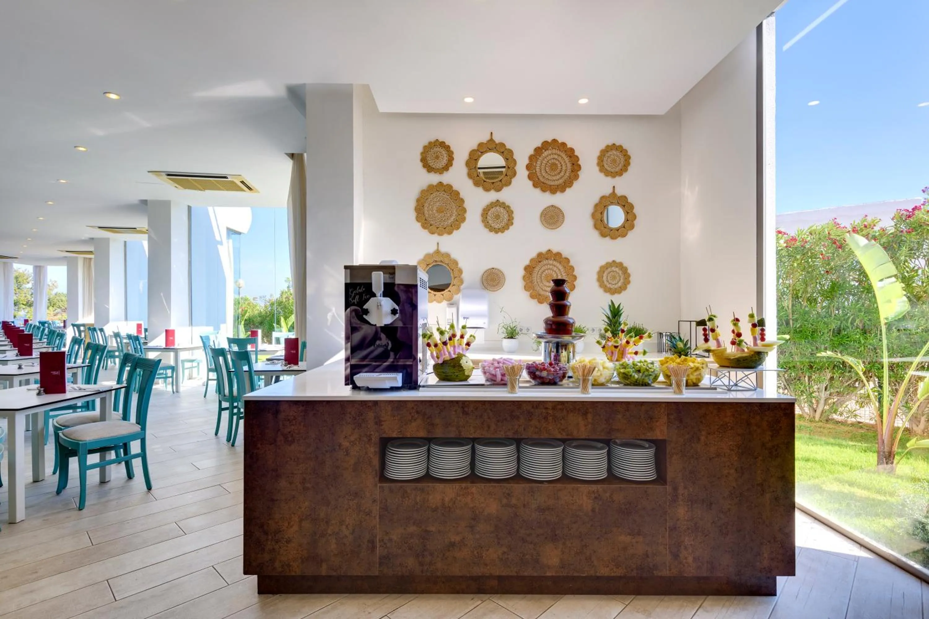 Restaurant/places to eat in Aparthotel Tropic Garden