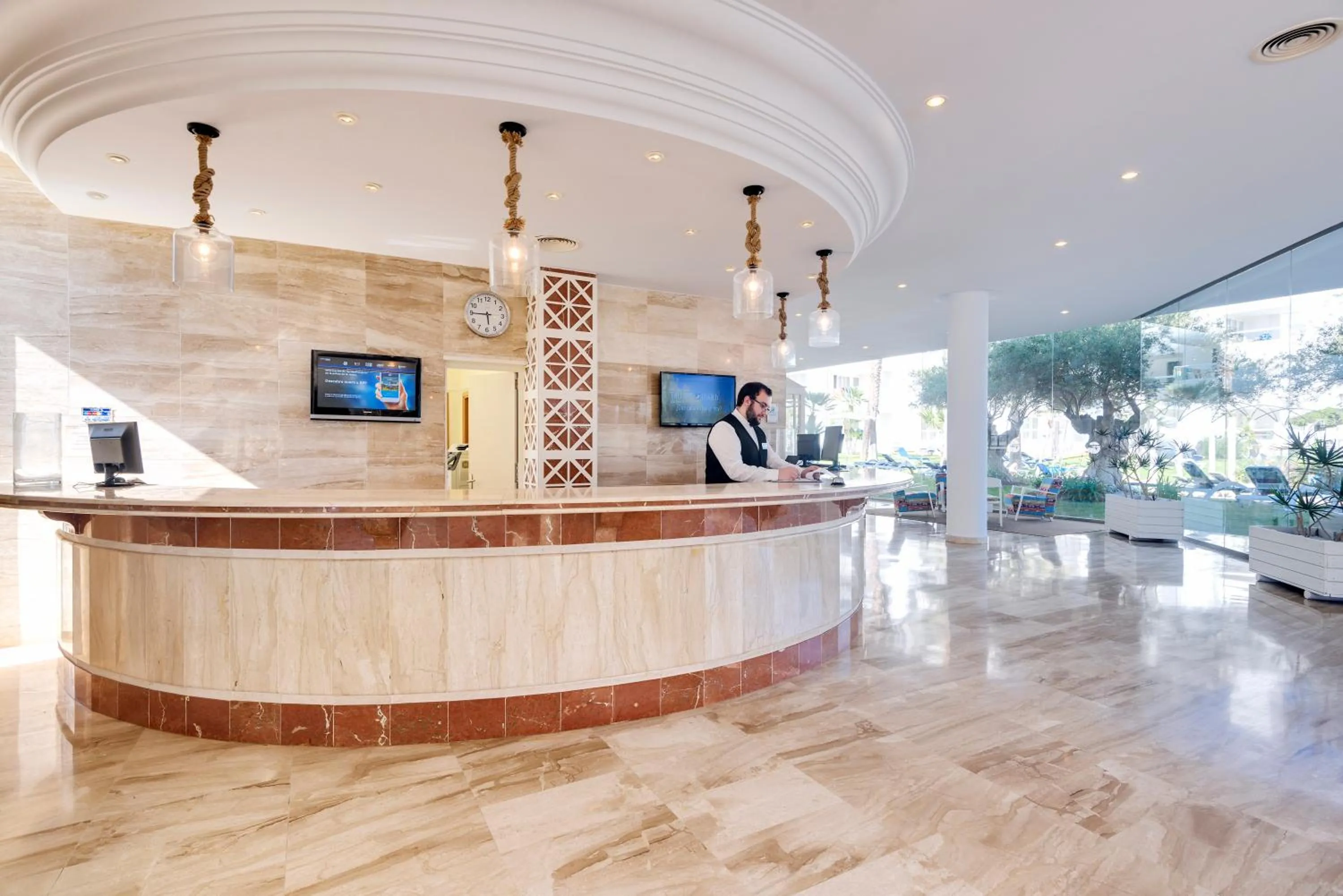 Lobby or reception in Aparthotel Tropic Garden