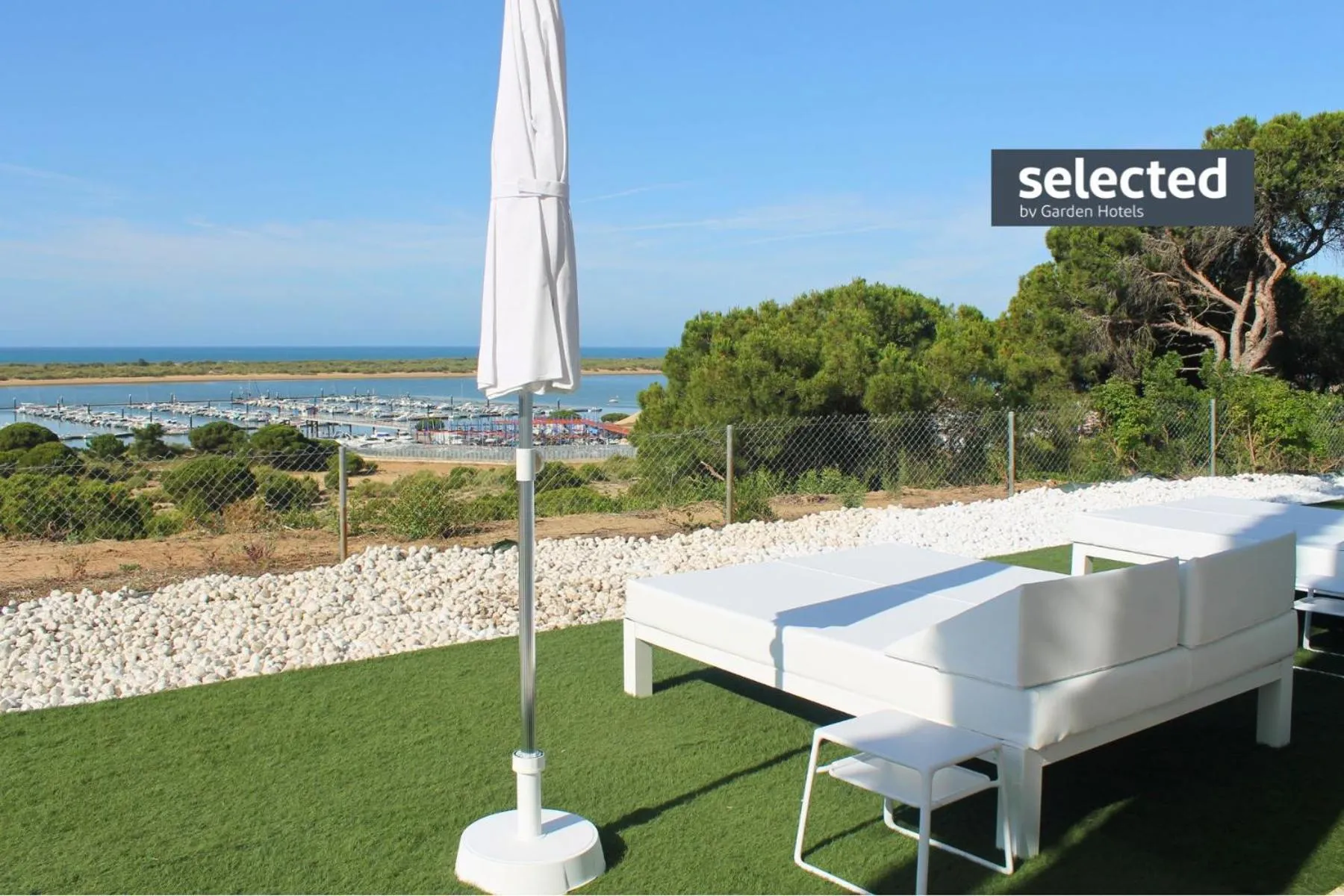 Sea view in Garden Playanatural - Adults Only