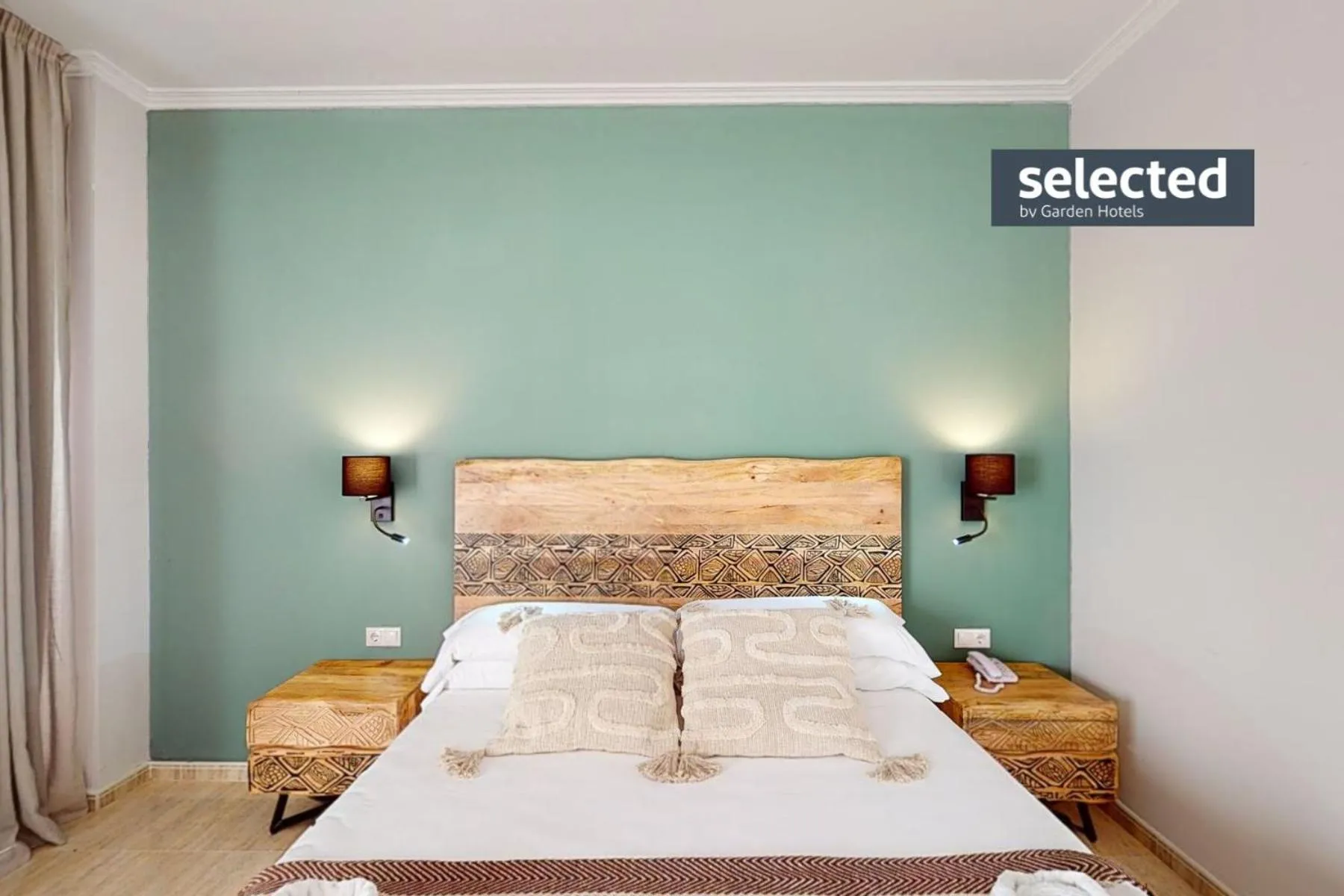 Bed in Garden Playanatural - Adults Only