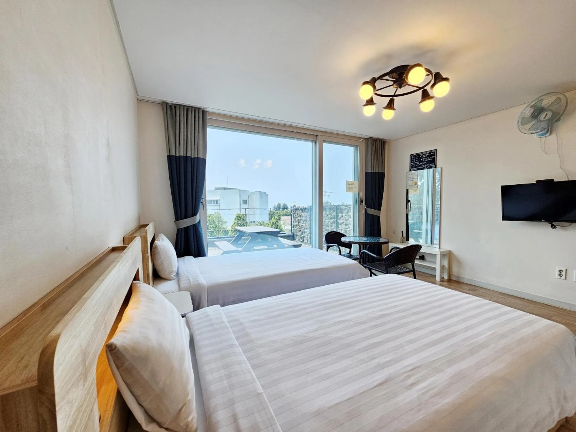 Bed in Haedenville Pension