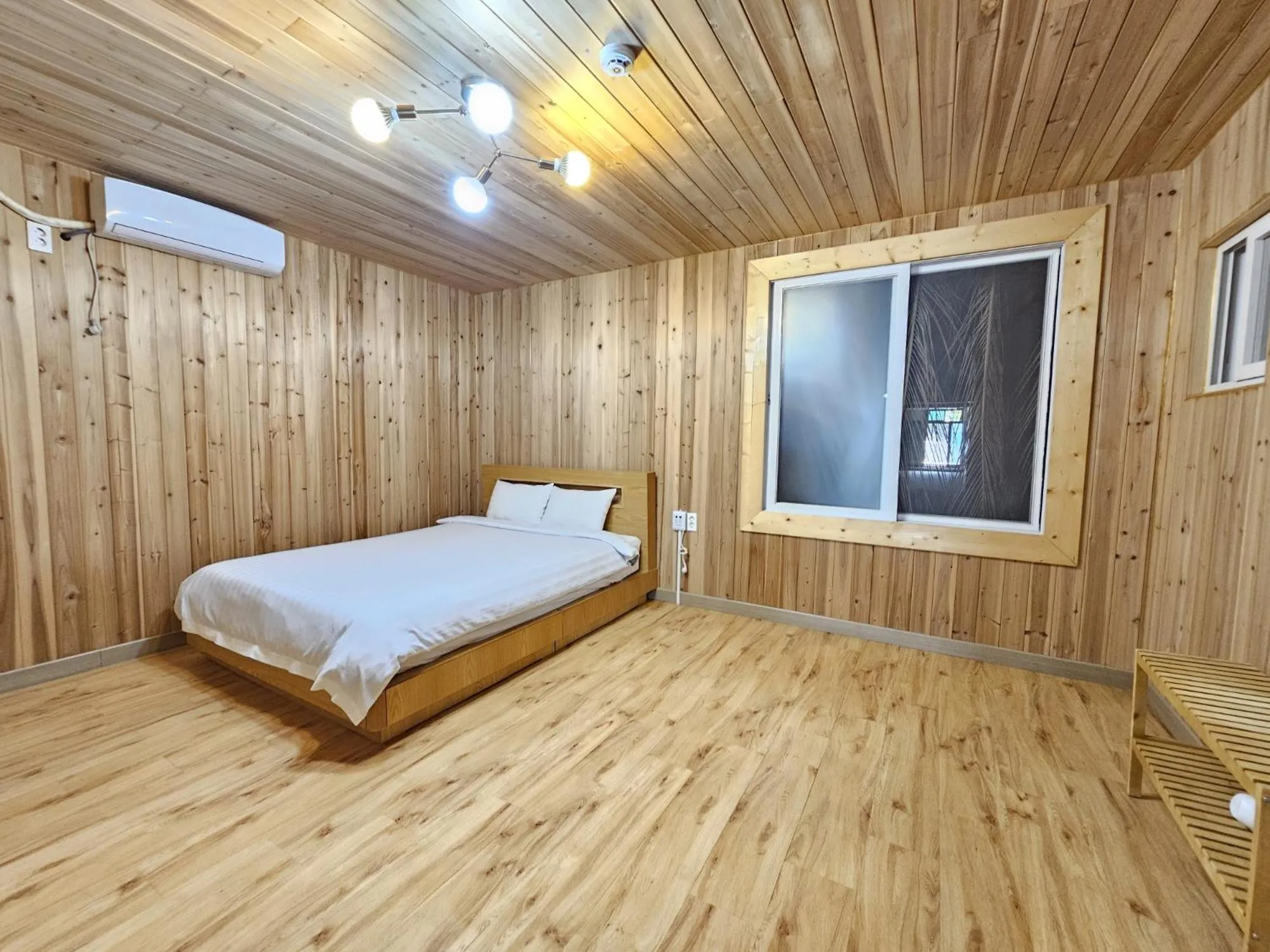 Bed in Haedenville Pension