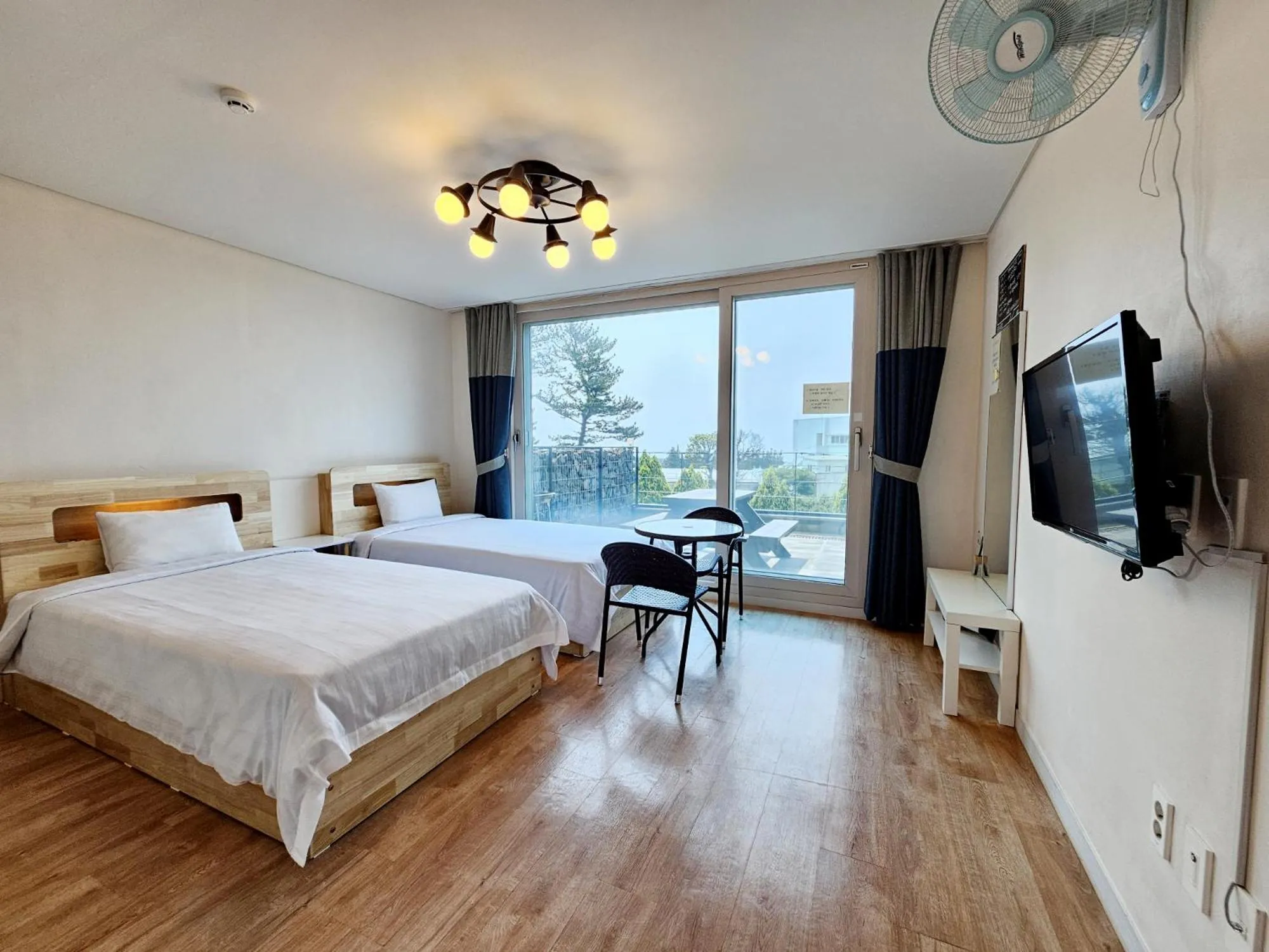 Bed in Haedenville Pension