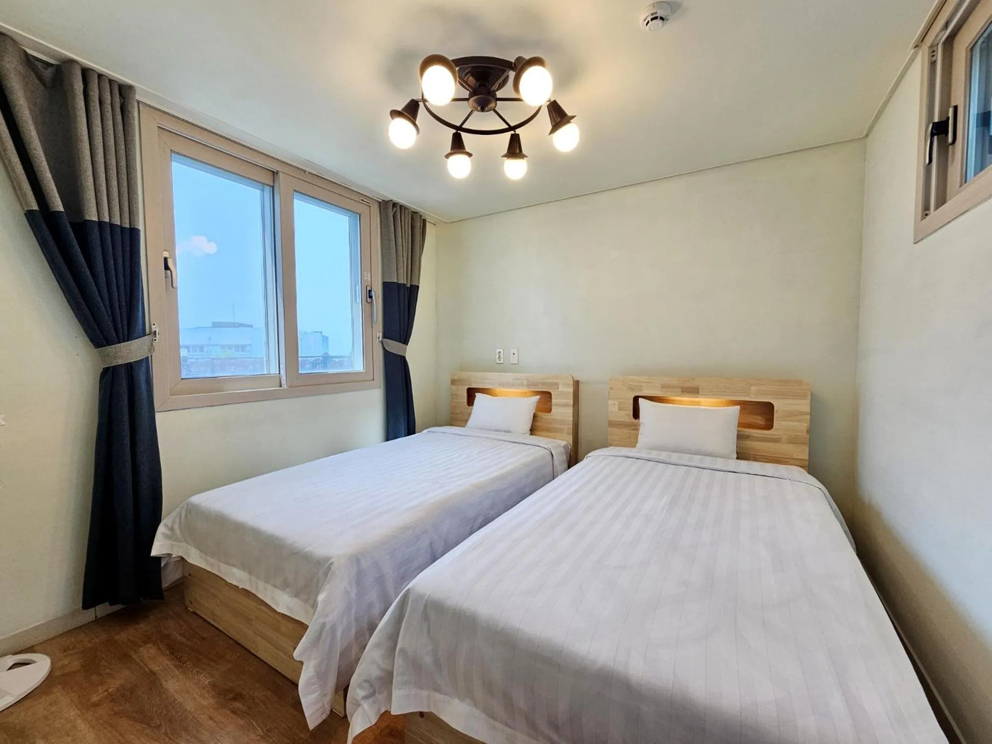 Bed in Haedenville Pension