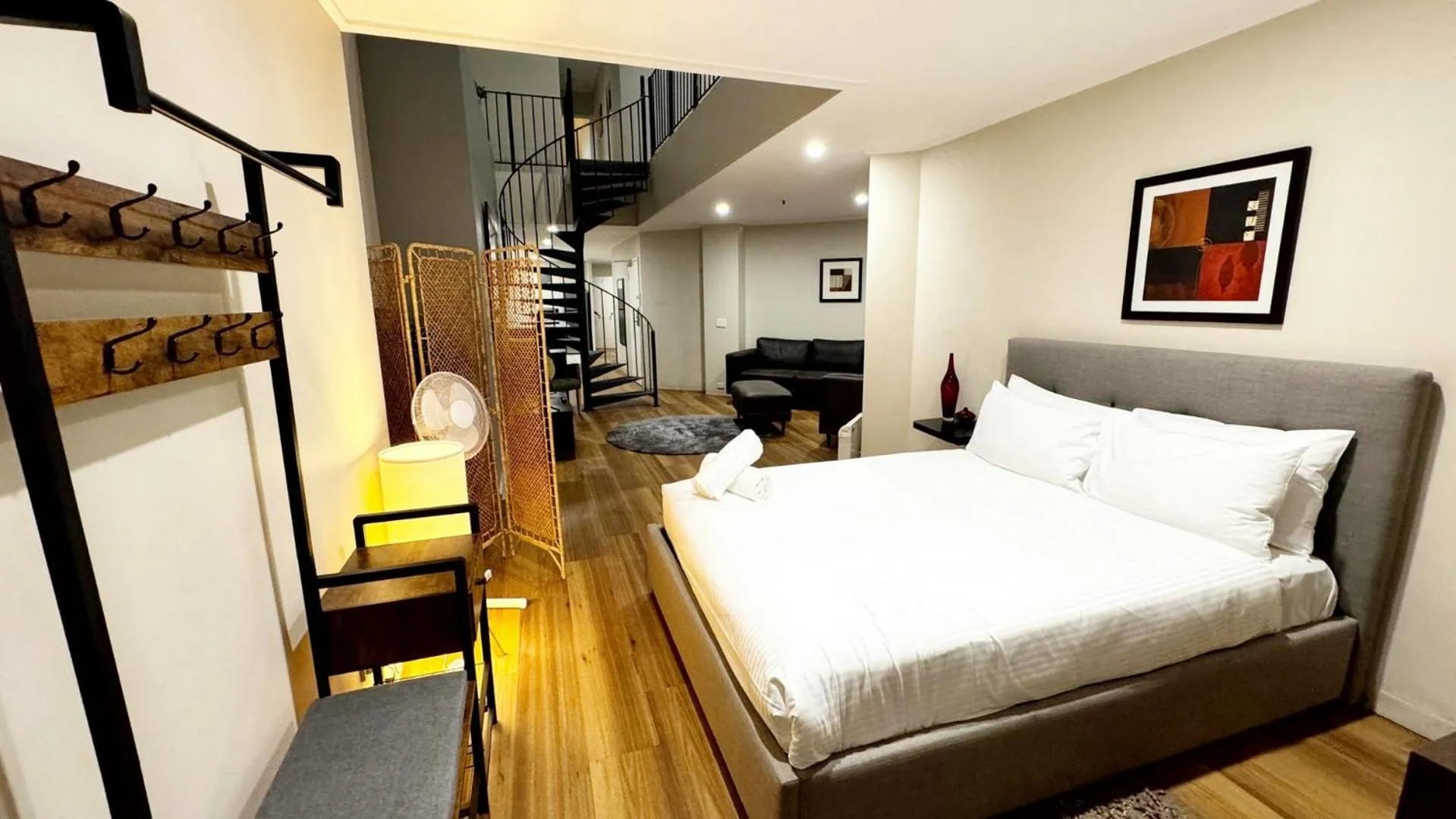 Bed in Gordon House Apartments