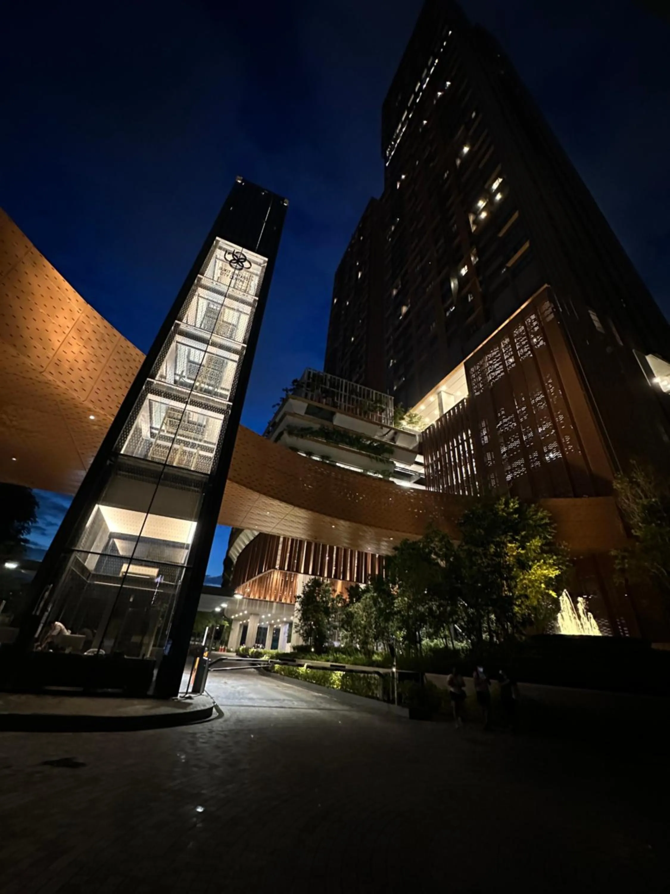 Property building in Lucentia residence T1