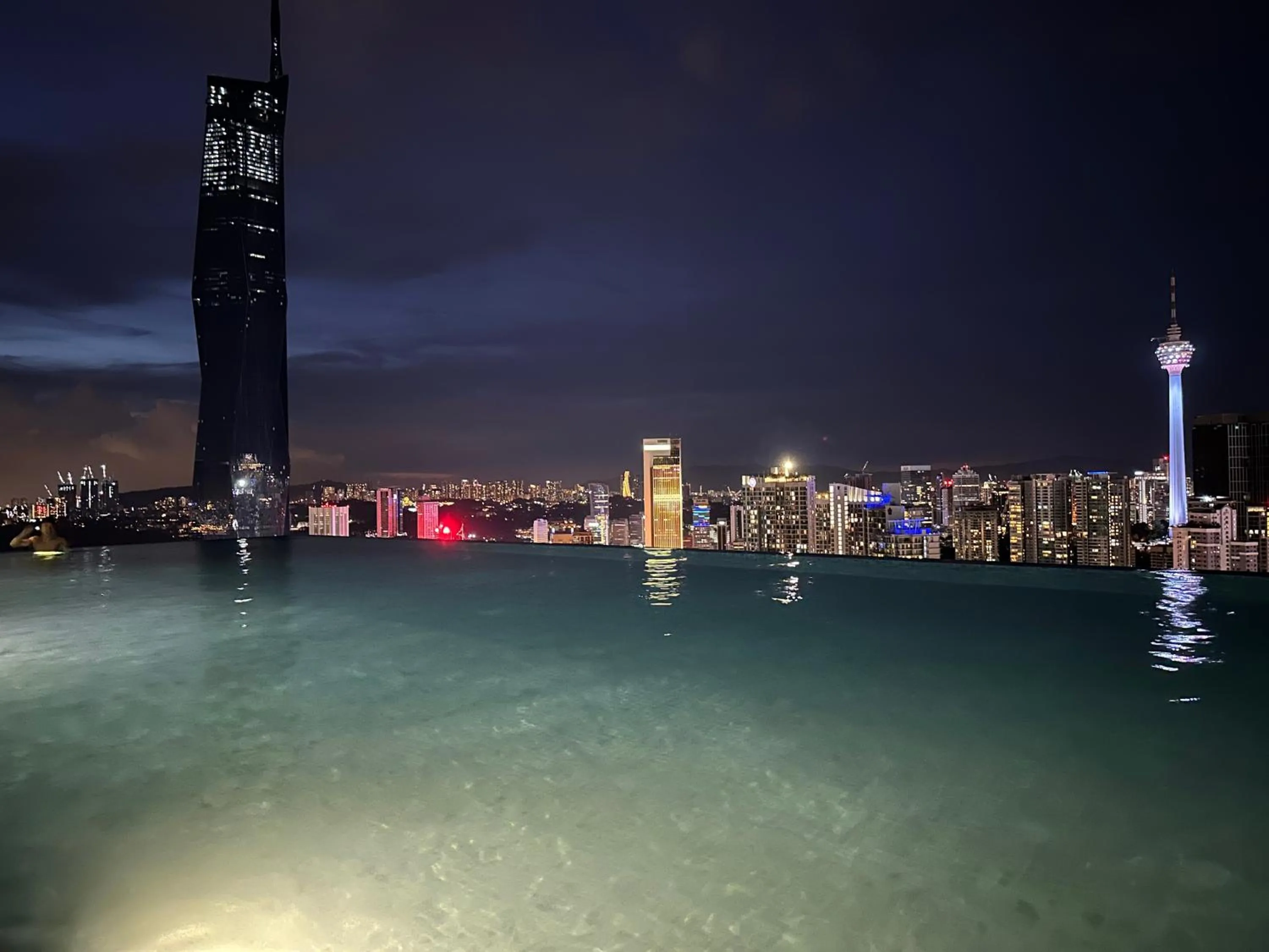 Night in Lucentia residence T1