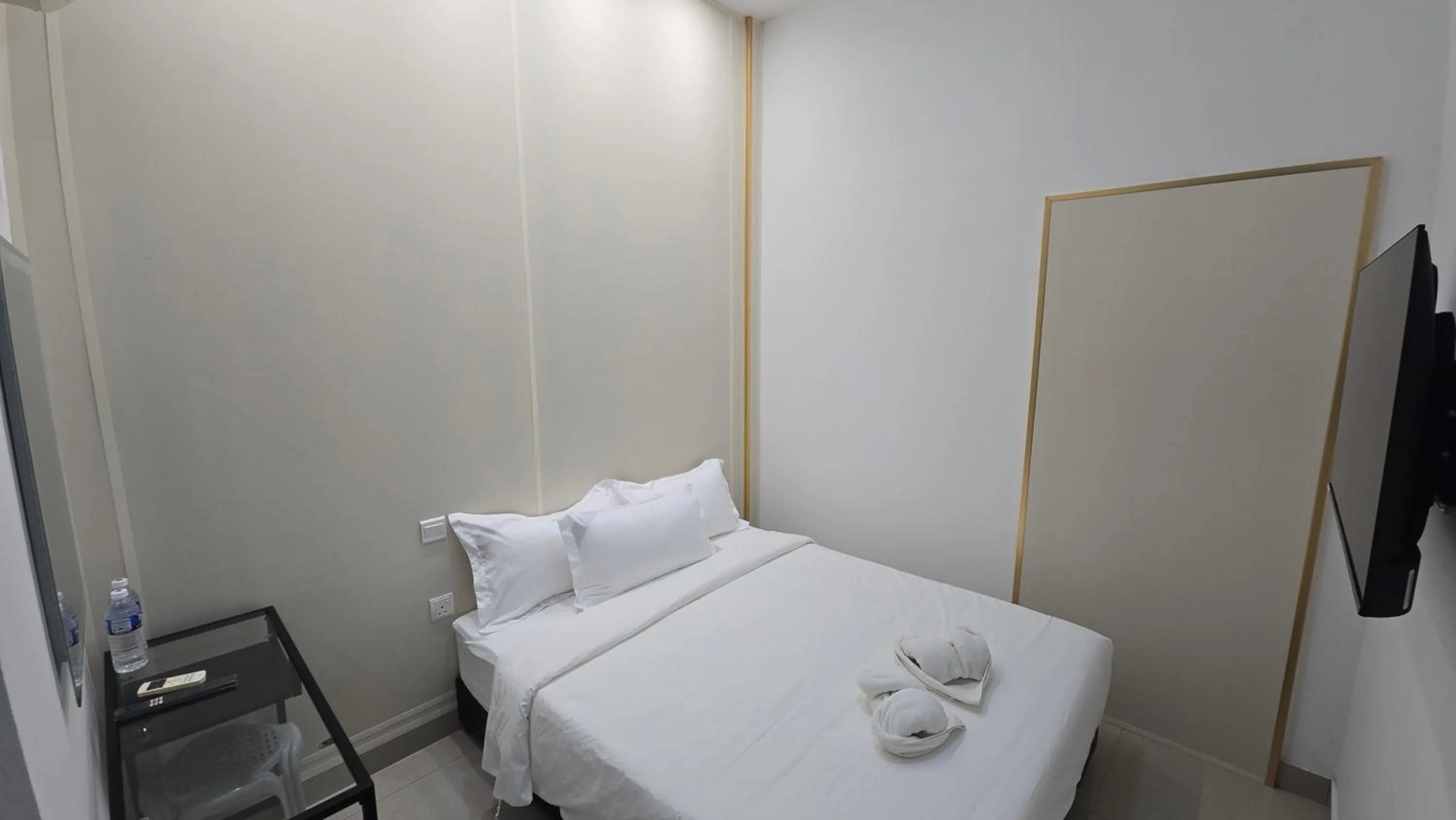 Bedroom, Bed in One Point Hotel @ Airport (Kuching)