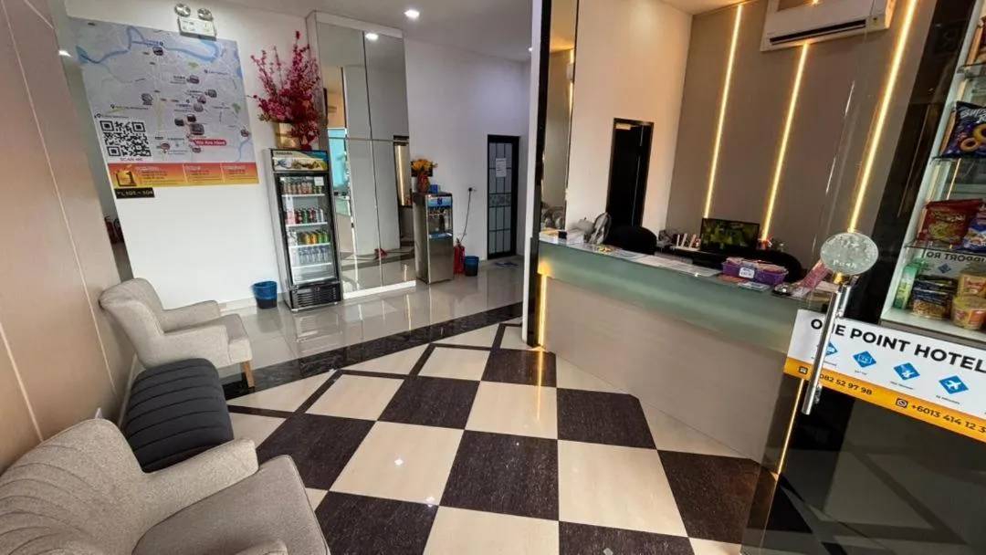 Lobby or reception in One Point Hotel @ Airport (Kuching)