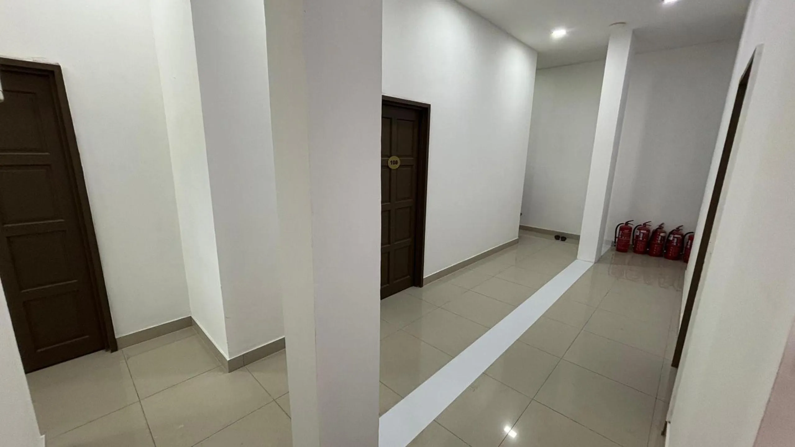 Lobby or reception in One Point Hotel @ Airport (Kuching)