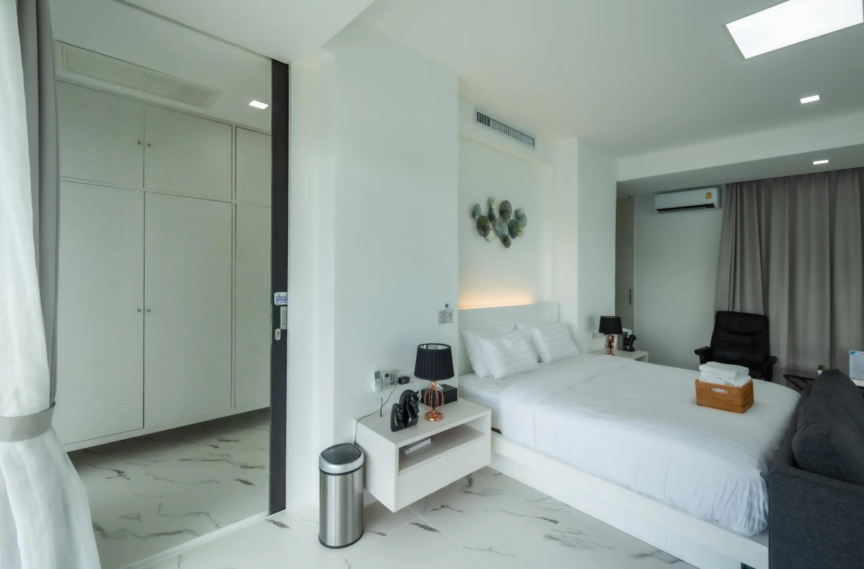 Photo of the whole room, Bed in Bluemango Pool Villa & Resort Koh Samui