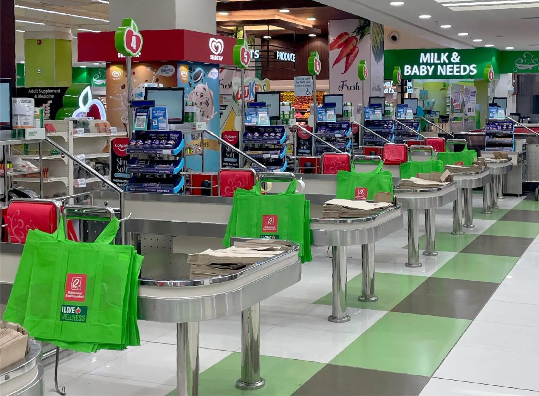 Shopping Area in Canyon Hotels & Resorts Boracay