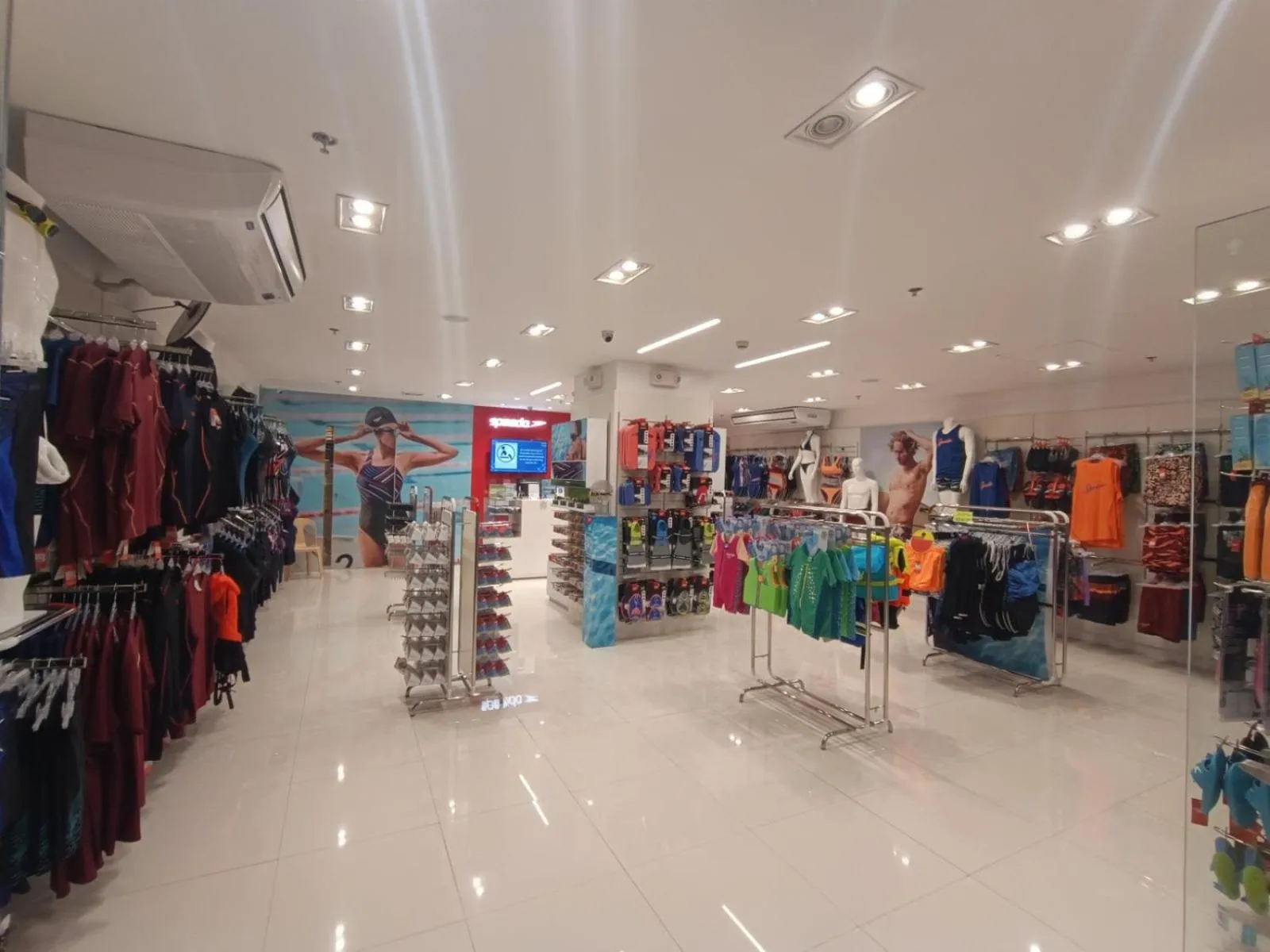 Shopping Area in Canyon Hotels & Resorts Boracay