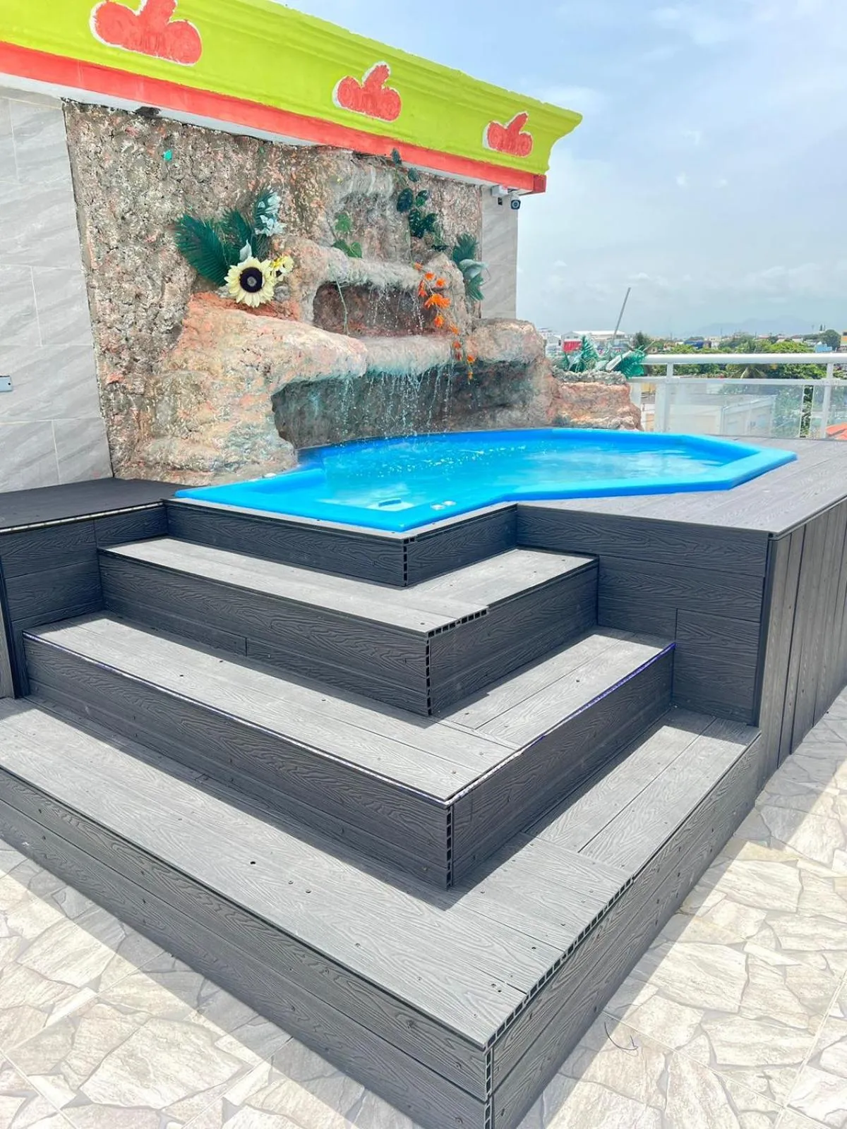 Pool view in Hotel Dubaird