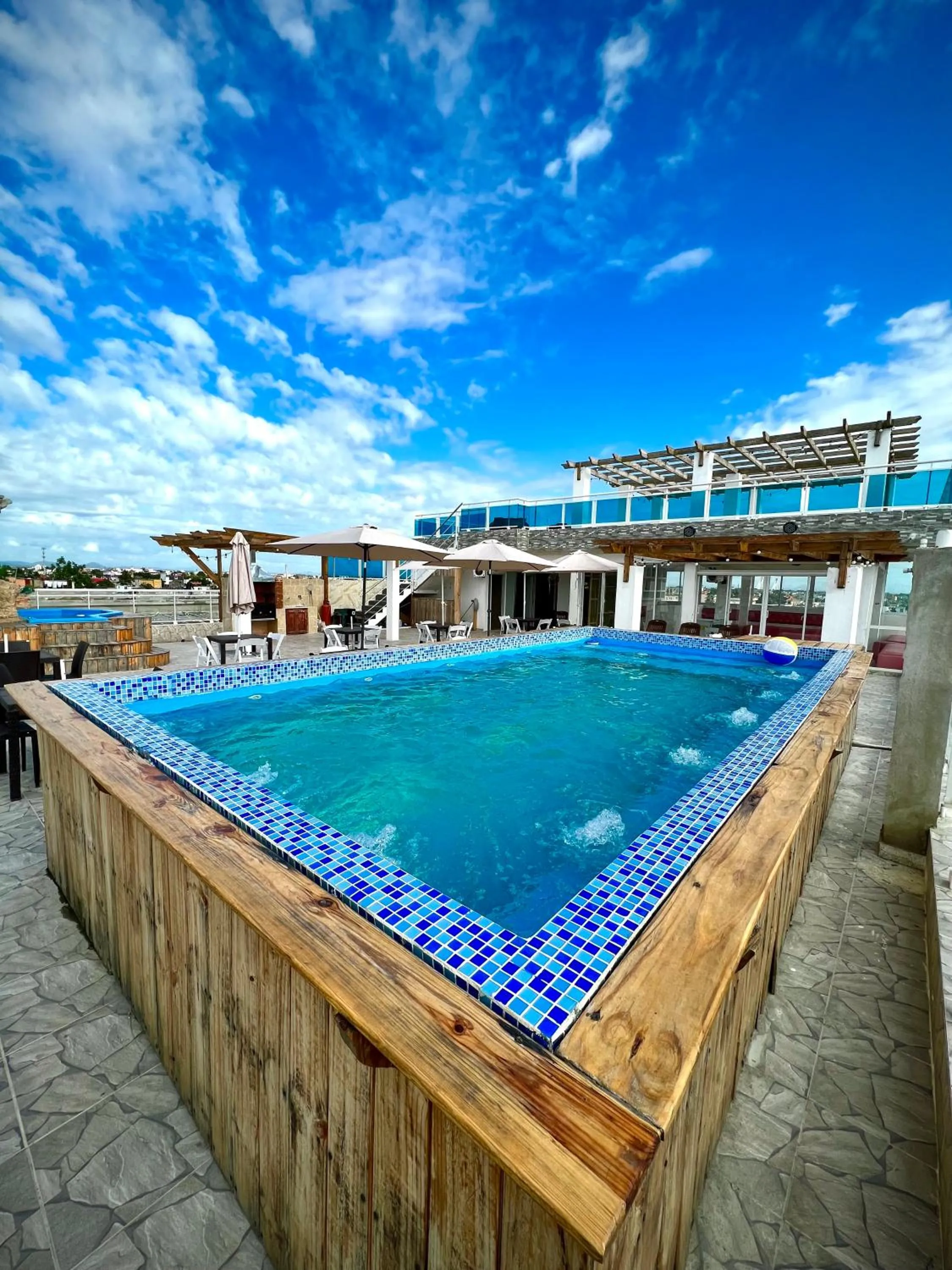 Day in Hotel Dubaird