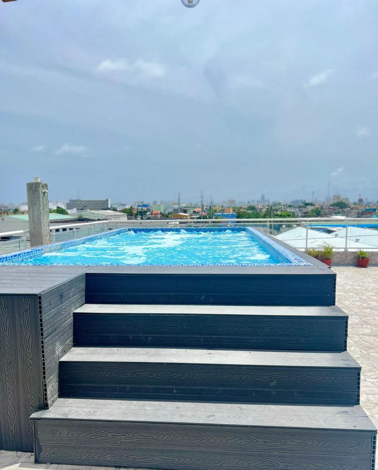 Swimming pool in Hotel Dubaird