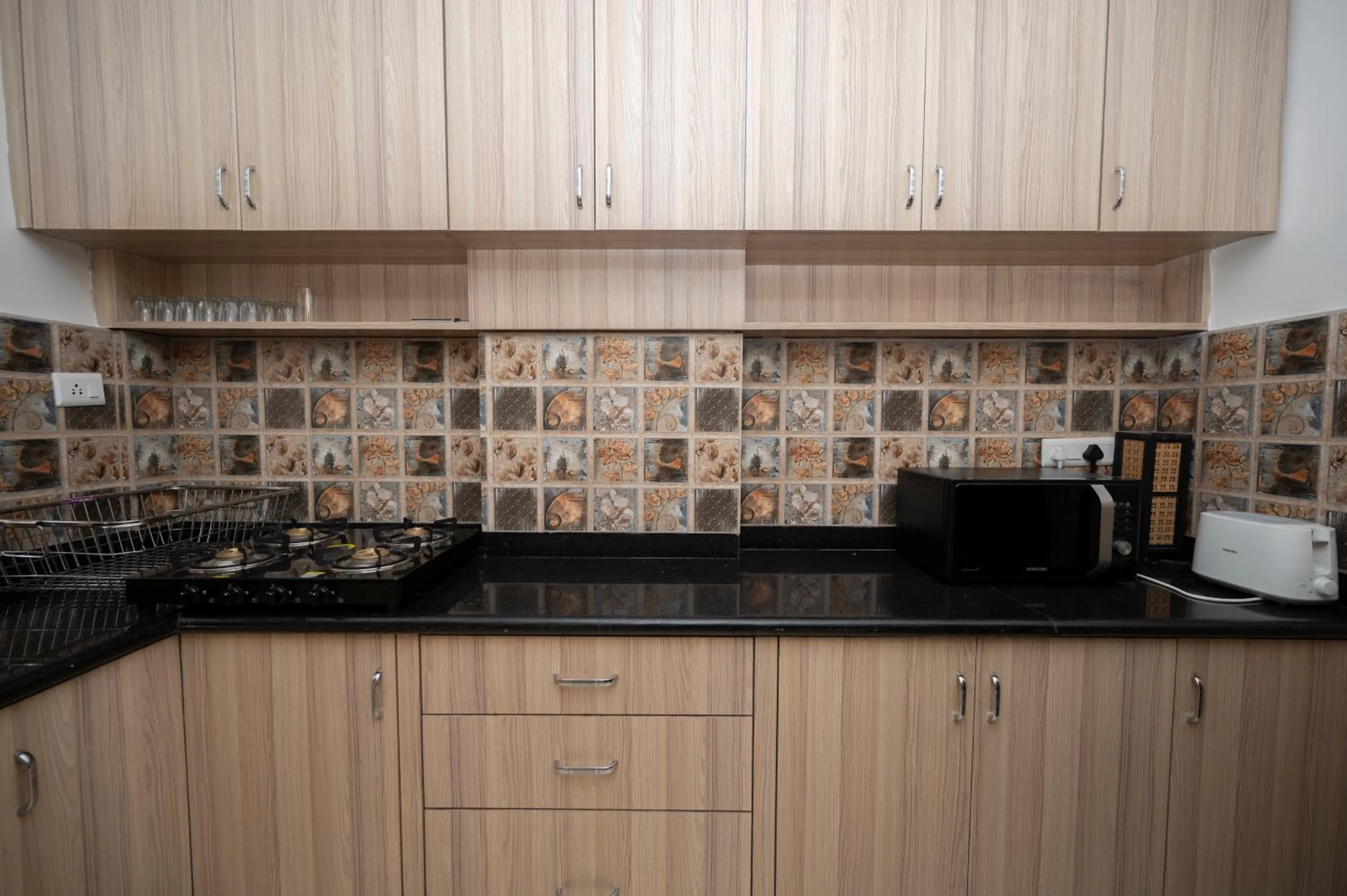 Kitchen or kitchenette in Lakeside Suites