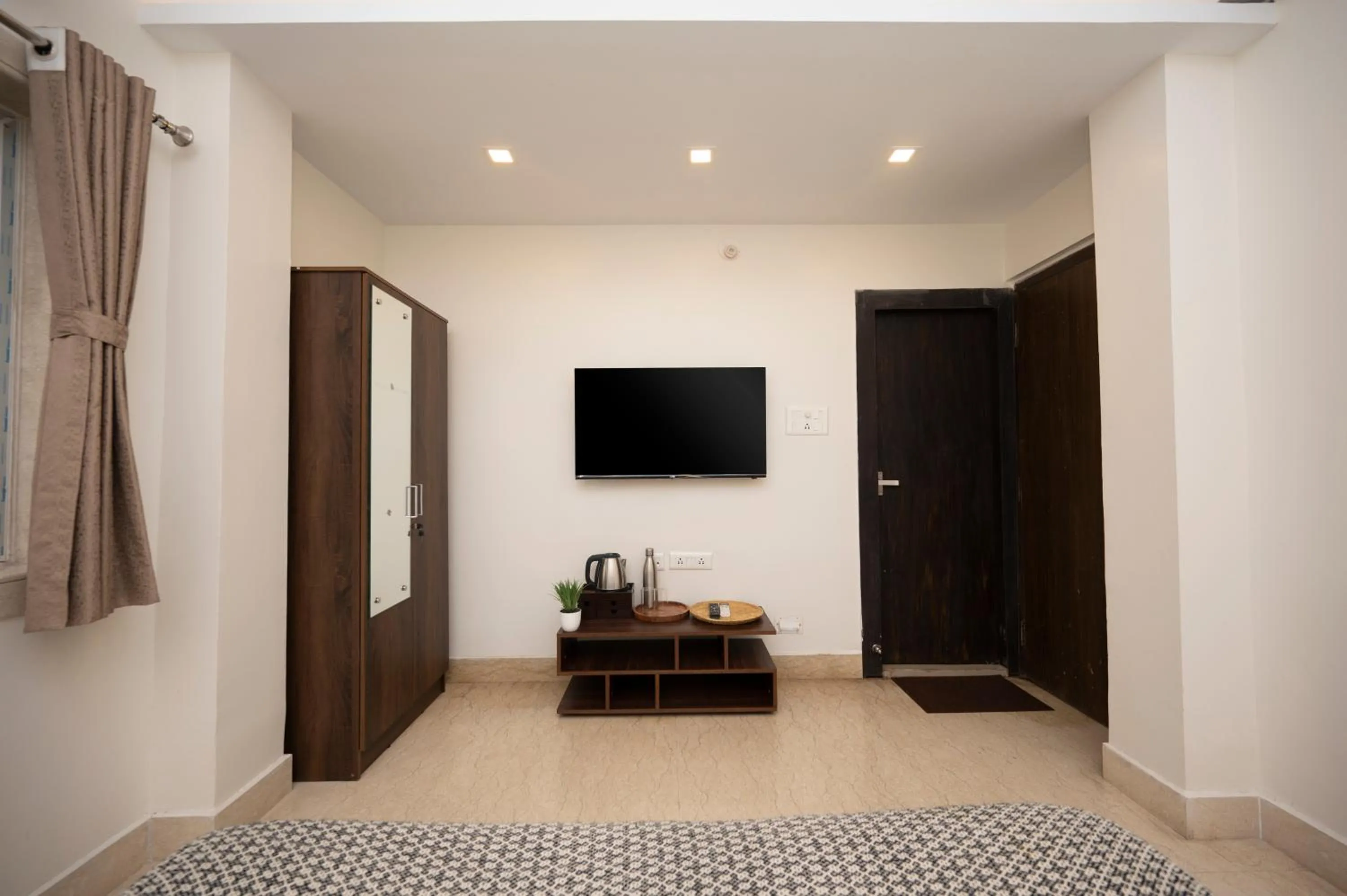 TV and multimedia in Lakeside Suites