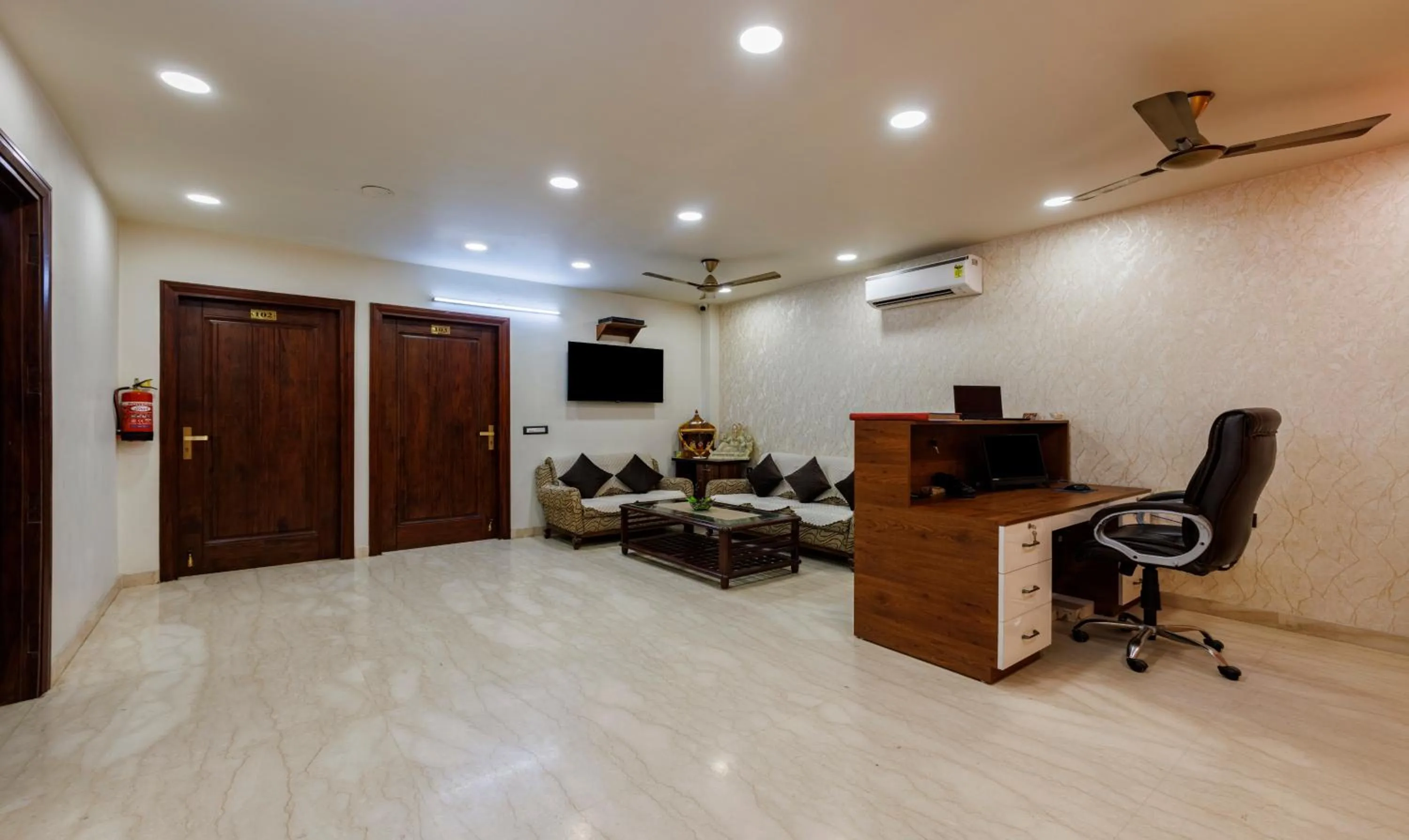 Lobby or reception in Treebo MVM Residency