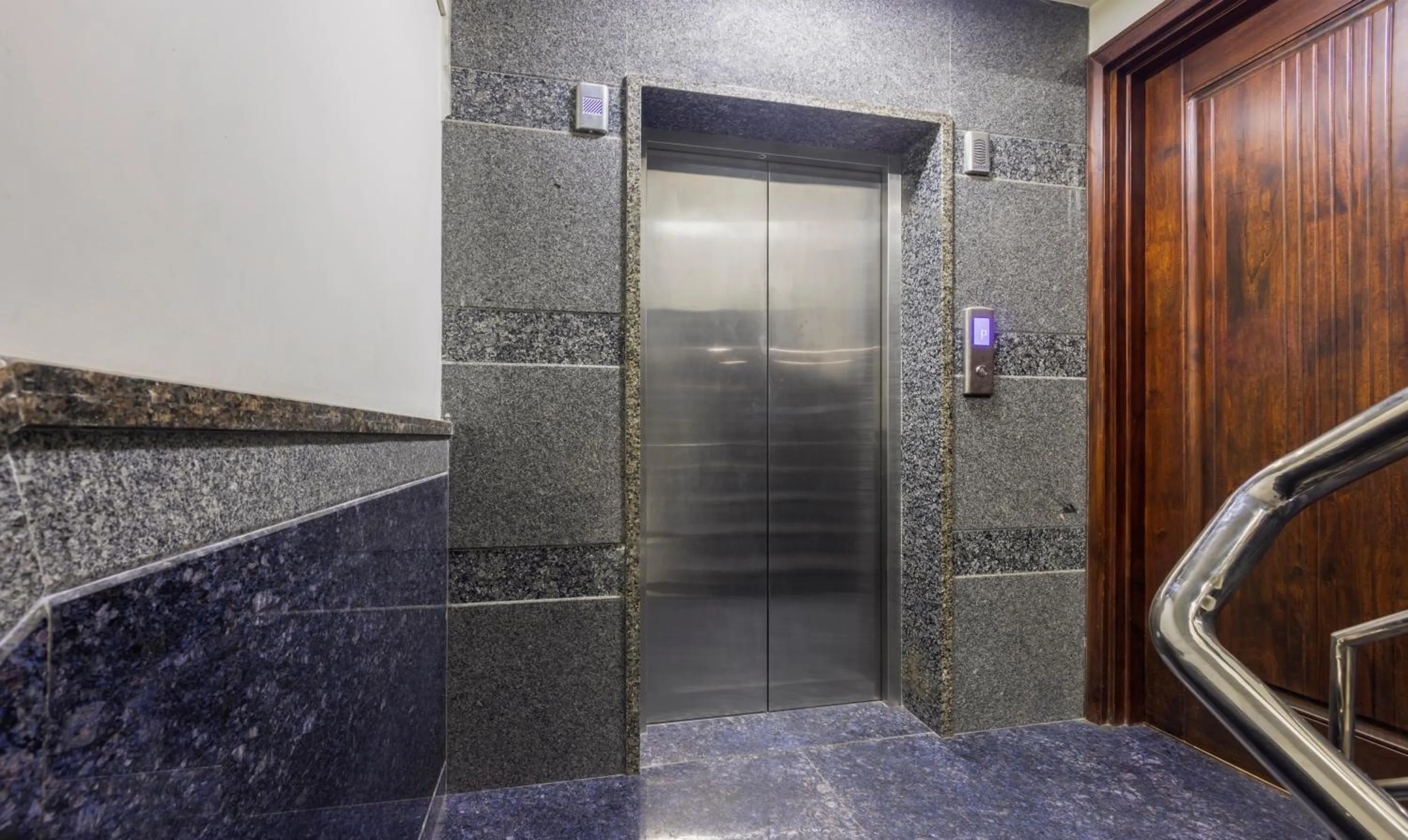 elevator in Treebo MVM Residency