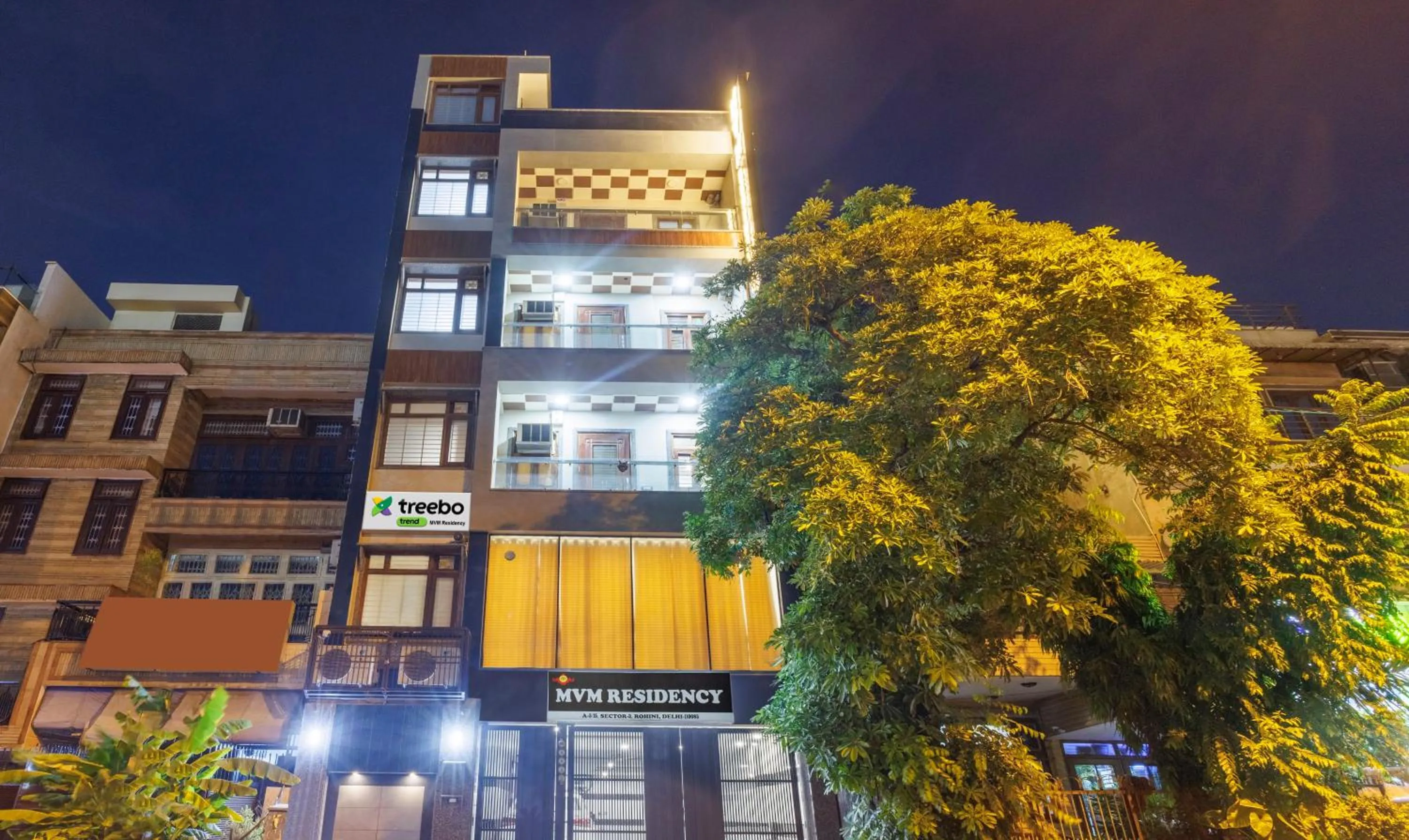 Facade/entrance in Treebo MVM Residency