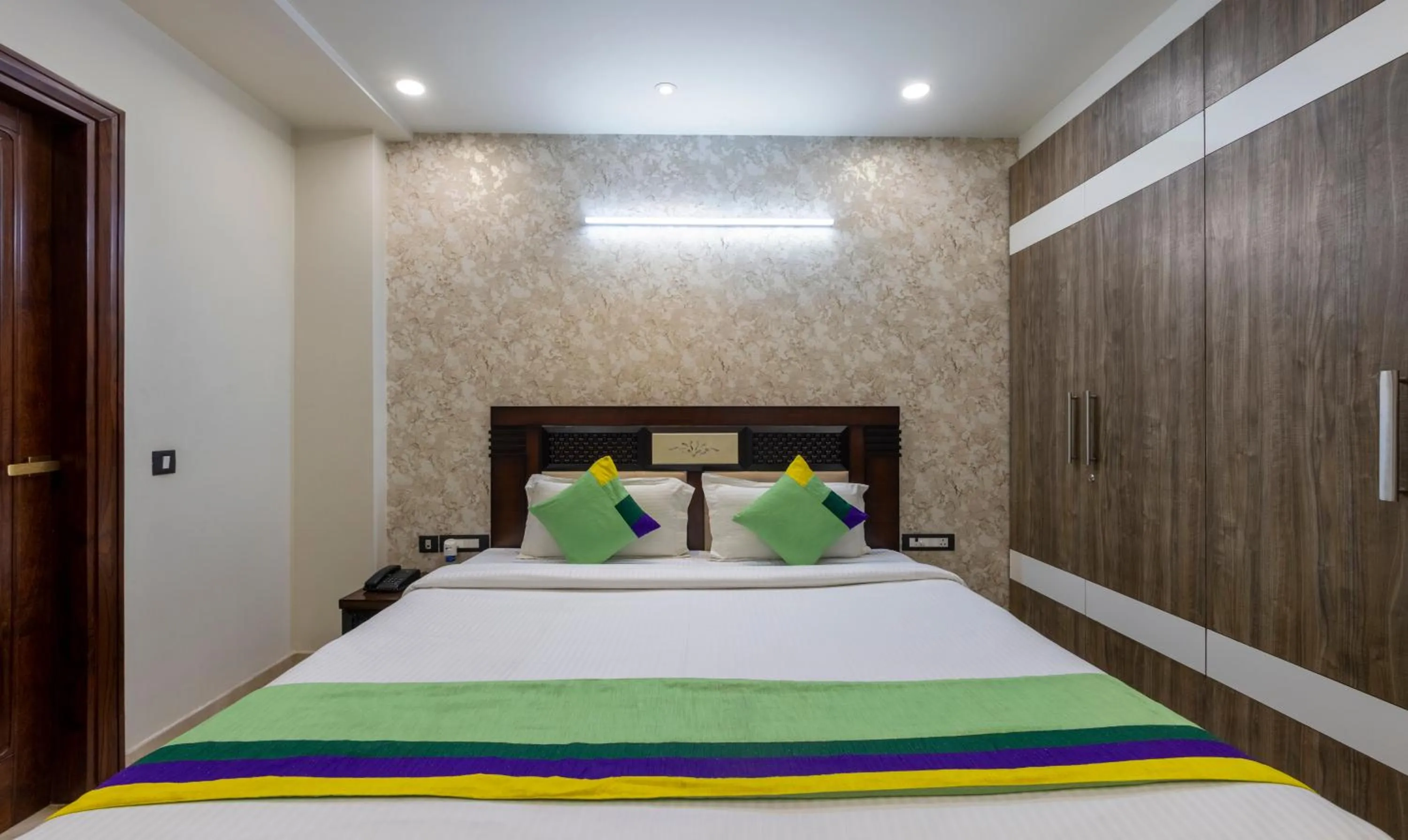 Bedroom, Bed in Treebo MVM Residency