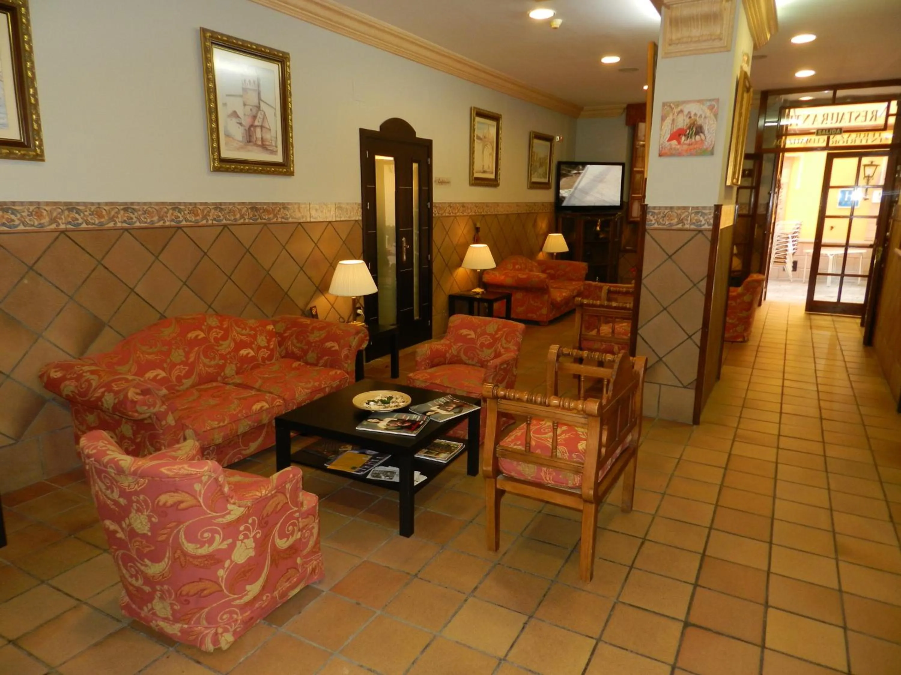 Communal lounge/ TV room in Plaza de Toros