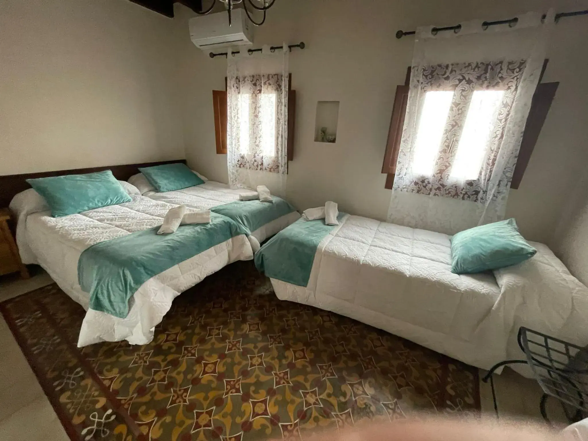 Double or Twin Room with Extra Bed in Vagamundos Double or Twin Room with Extra Bed in Vagamundos
