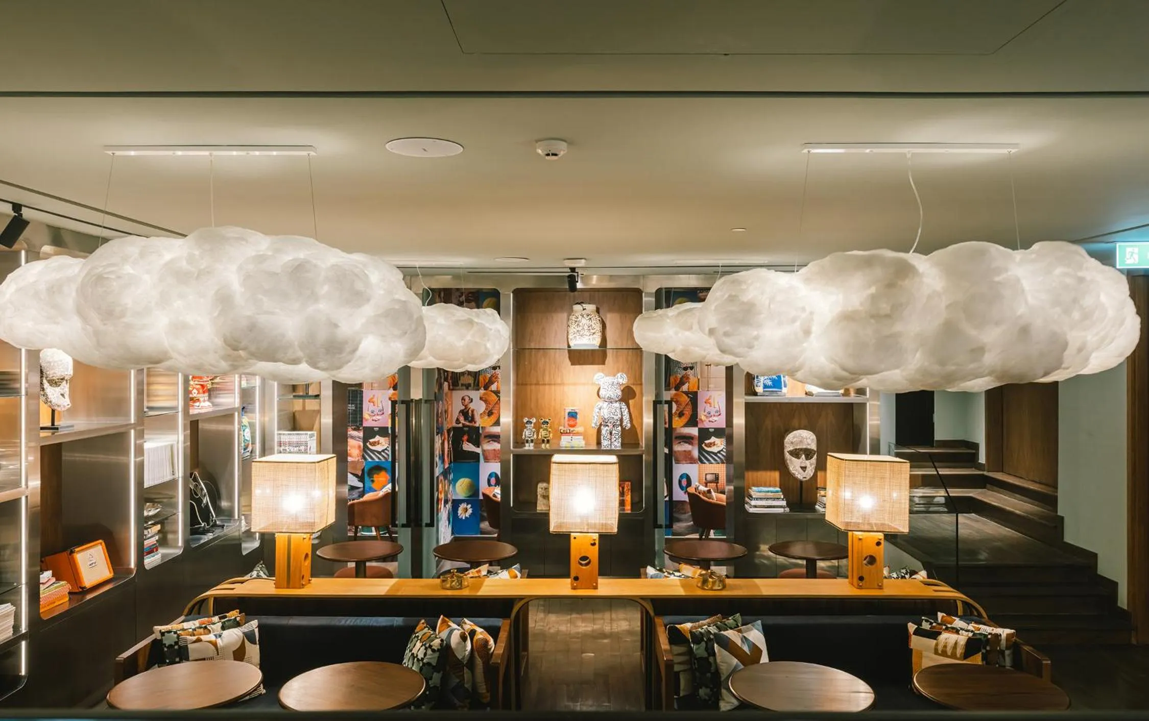 Restaurant/places to eat in Public House Bangkok, a Member of Design Hotels