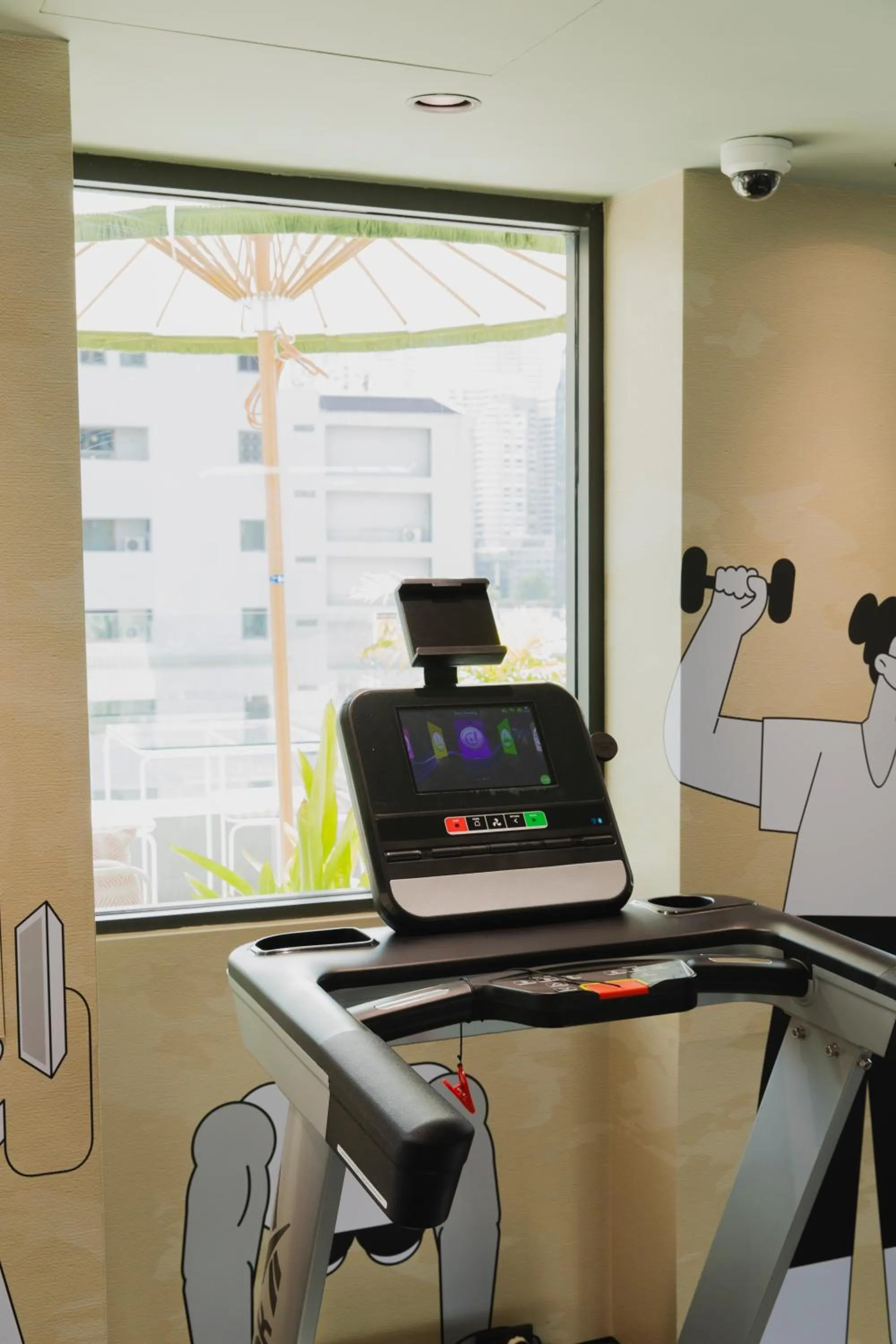 Fitness centre/facilities in Public House Bangkok, a Member of Design Hotels